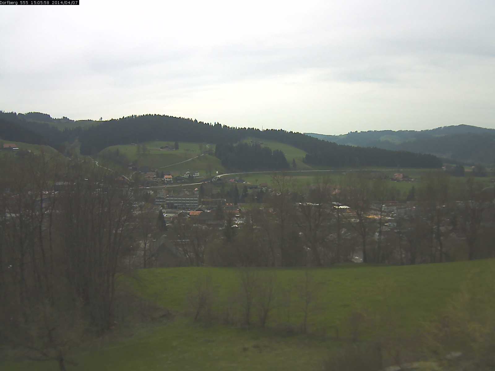 Webcam-Bild: Aussicht vom Dorfberg in Langnau 20140407-150600