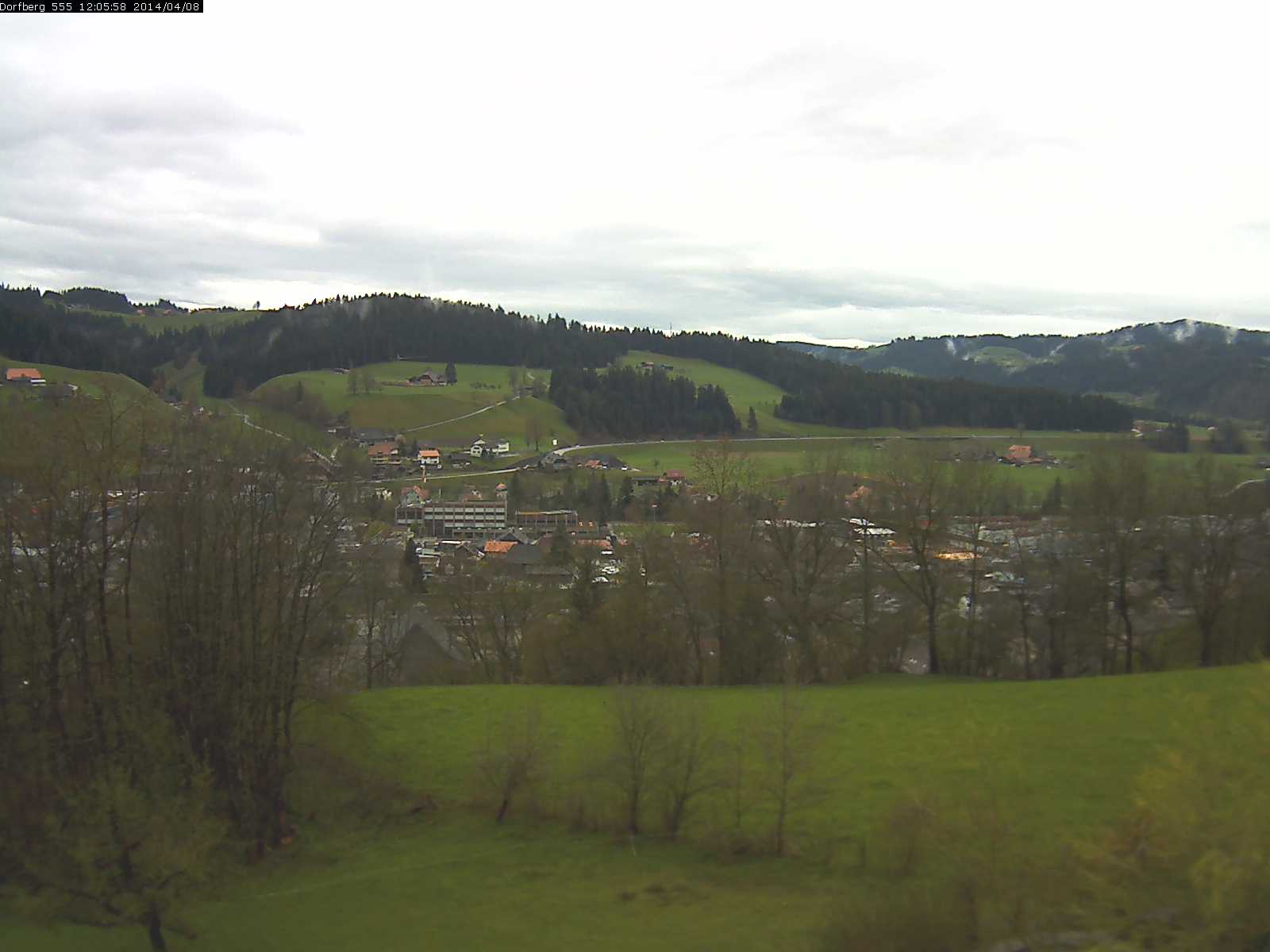 Webcam-Bild: Aussicht vom Dorfberg in Langnau 20140408-120600
