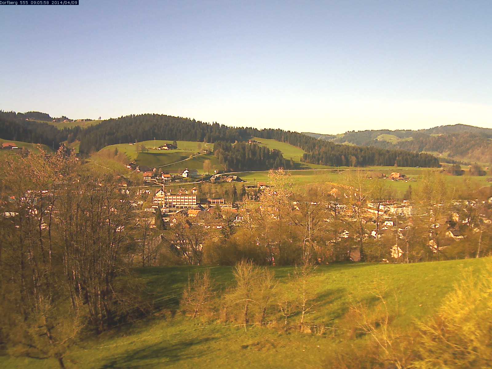 Webcam-Bild: Aussicht vom Dorfberg in Langnau 20140409-090600