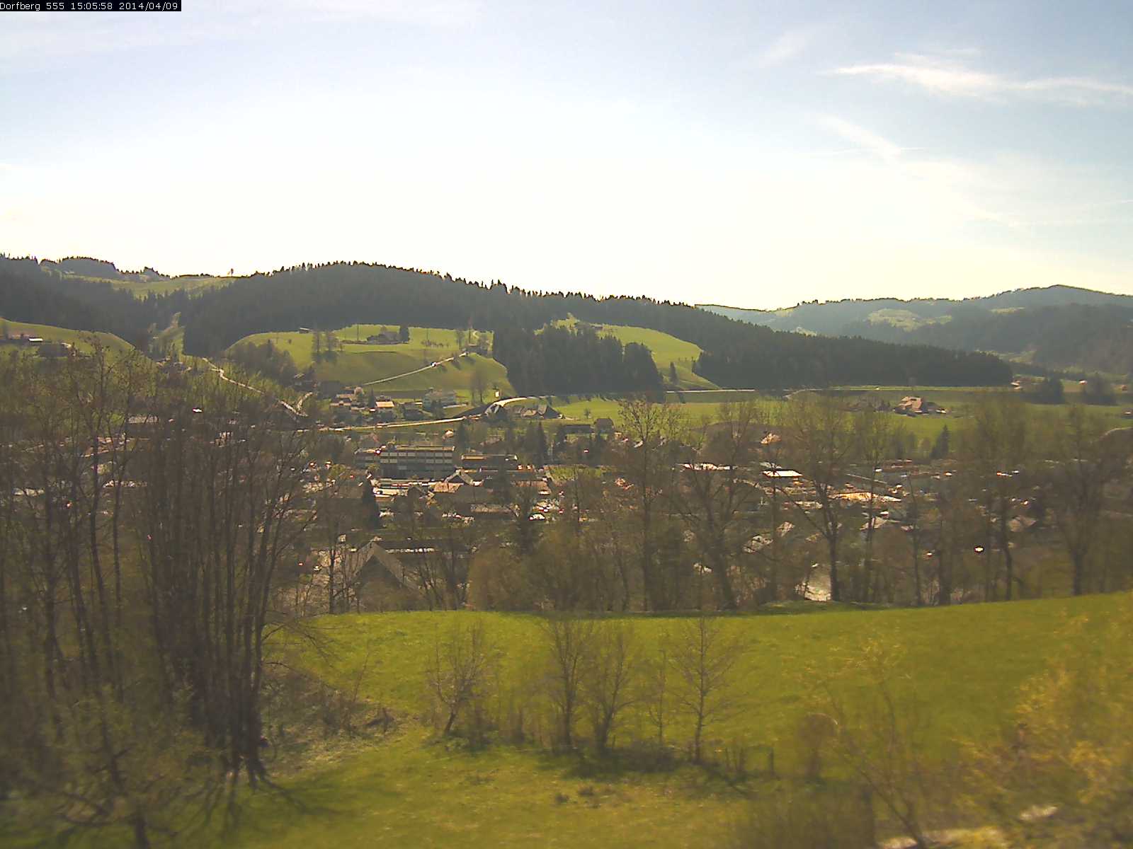 Webcam-Bild: Aussicht vom Dorfberg in Langnau 20140409-150600