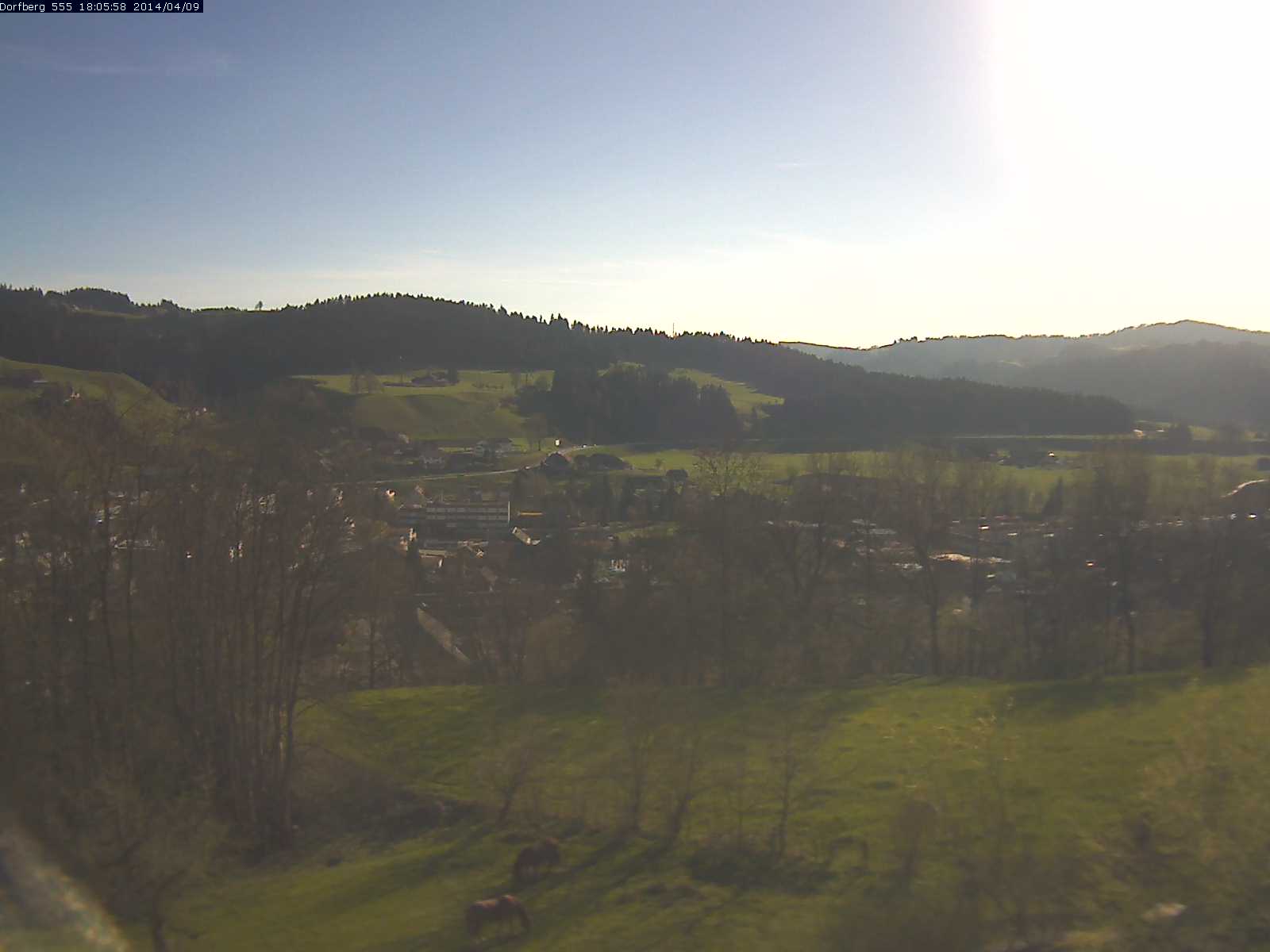 Webcam-Bild: Aussicht vom Dorfberg in Langnau 20140409-180600