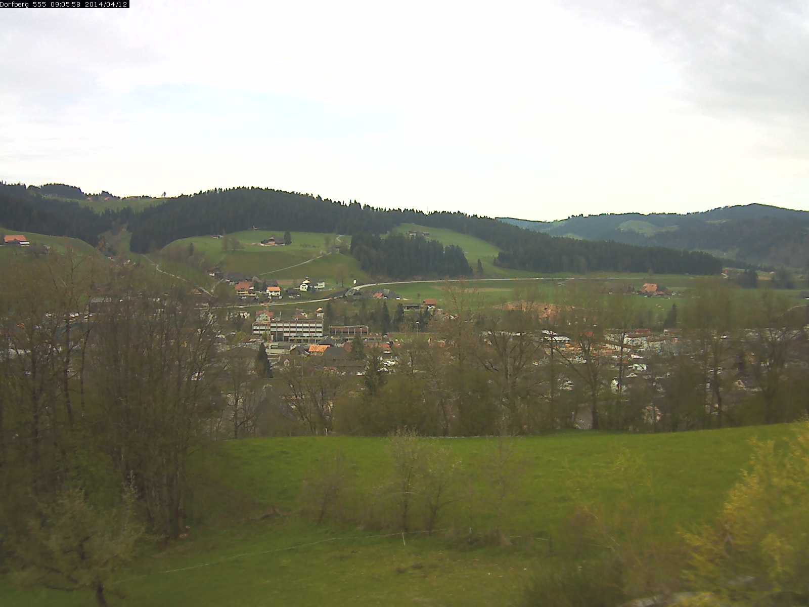 Webcam-Bild: Aussicht vom Dorfberg in Langnau 20140412-090600