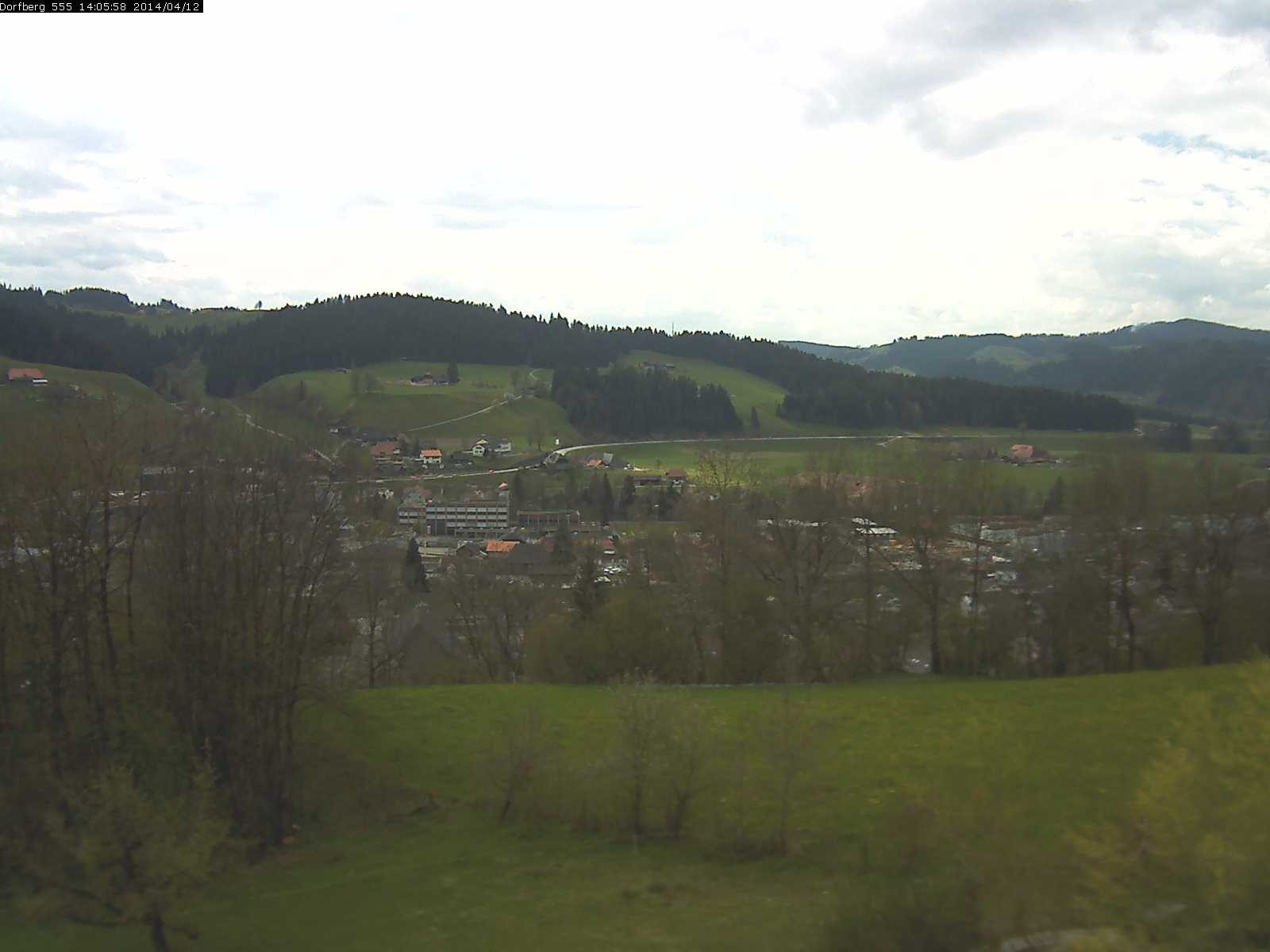 Webcam-Bild: Aussicht vom Dorfberg in Langnau 20140412-140600