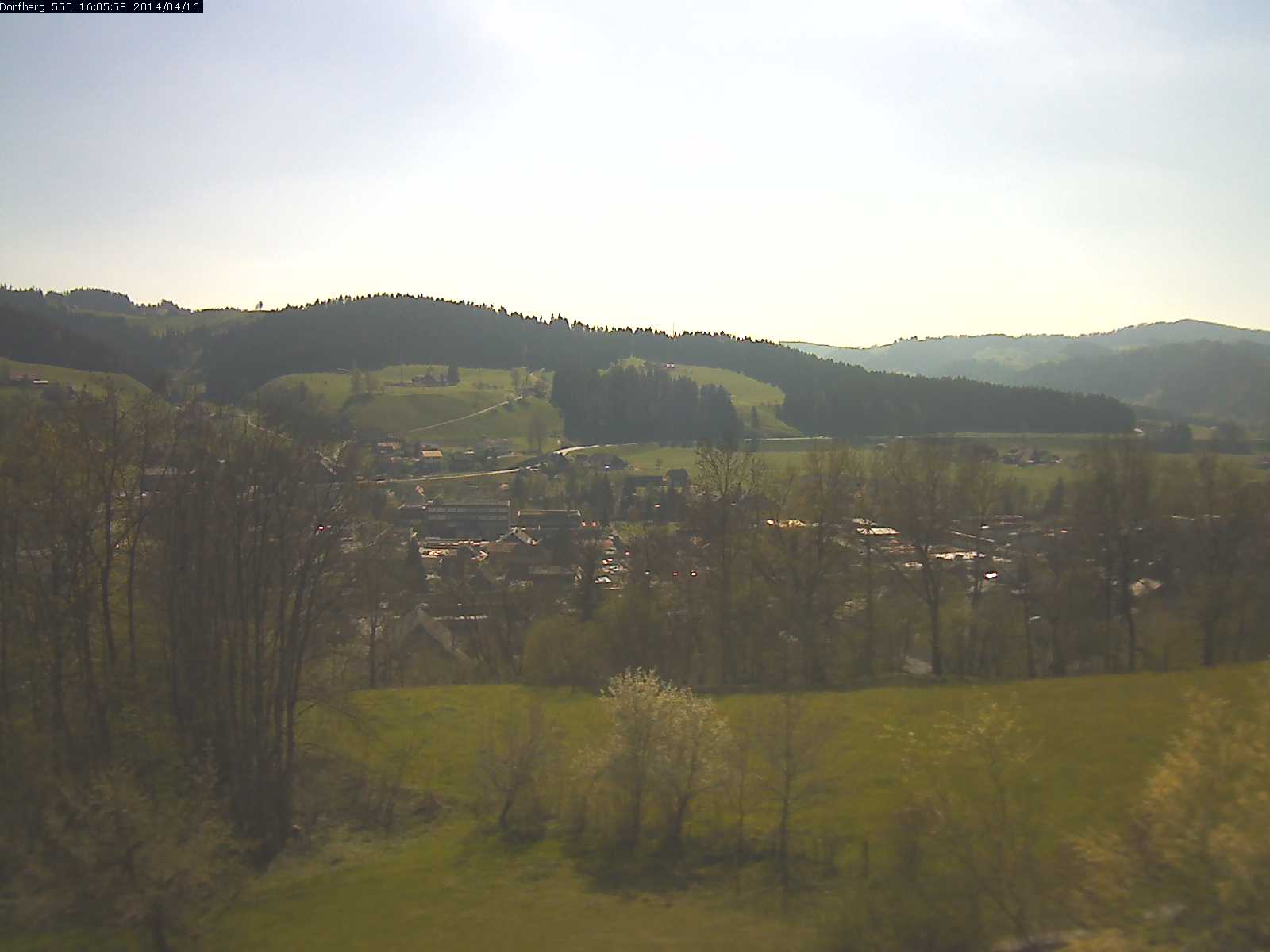 Webcam-Bild: Aussicht vom Dorfberg in Langnau 20140416-160600
