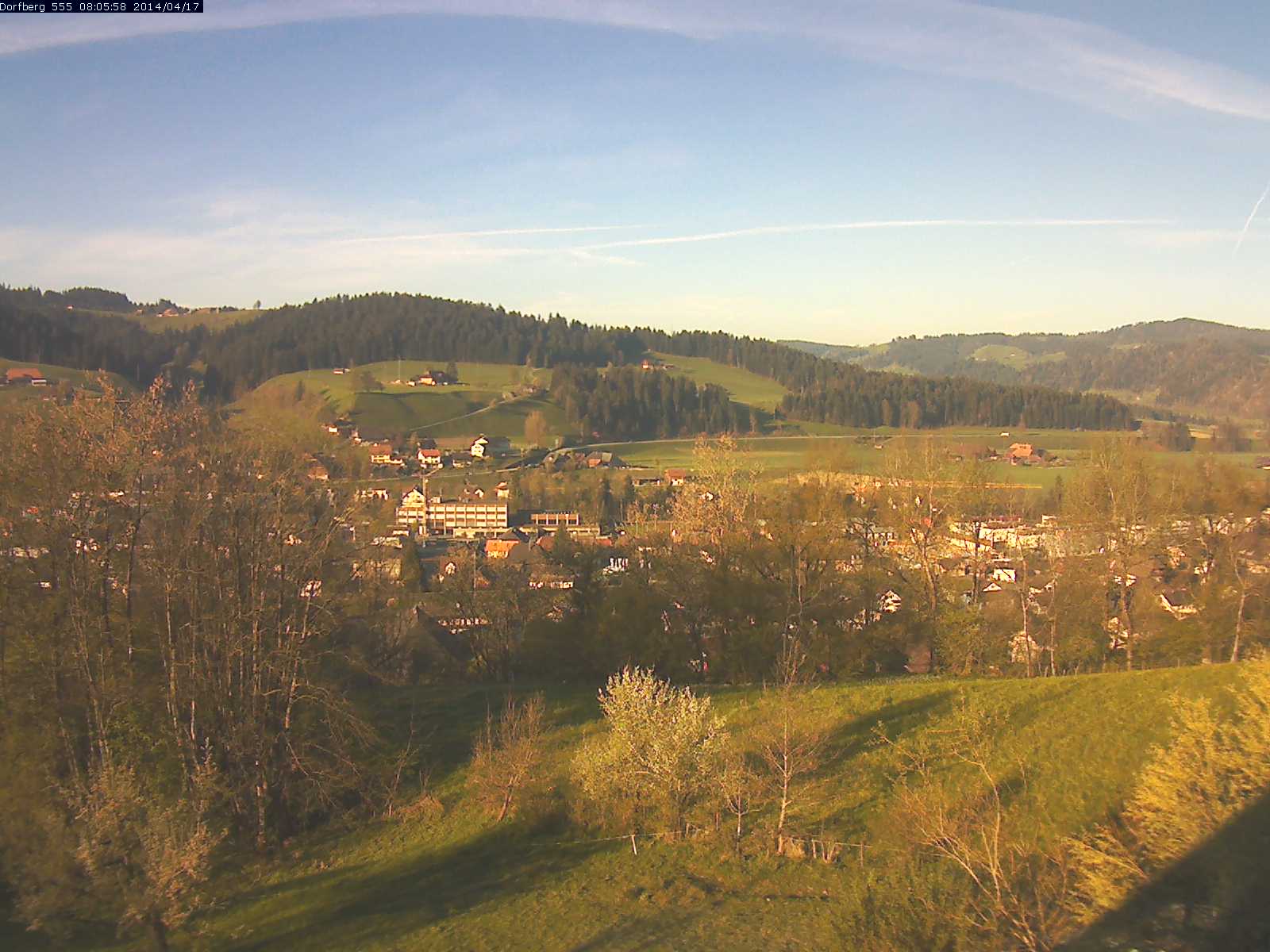 Webcam-Bild: Aussicht vom Dorfberg in Langnau 20140417-080600