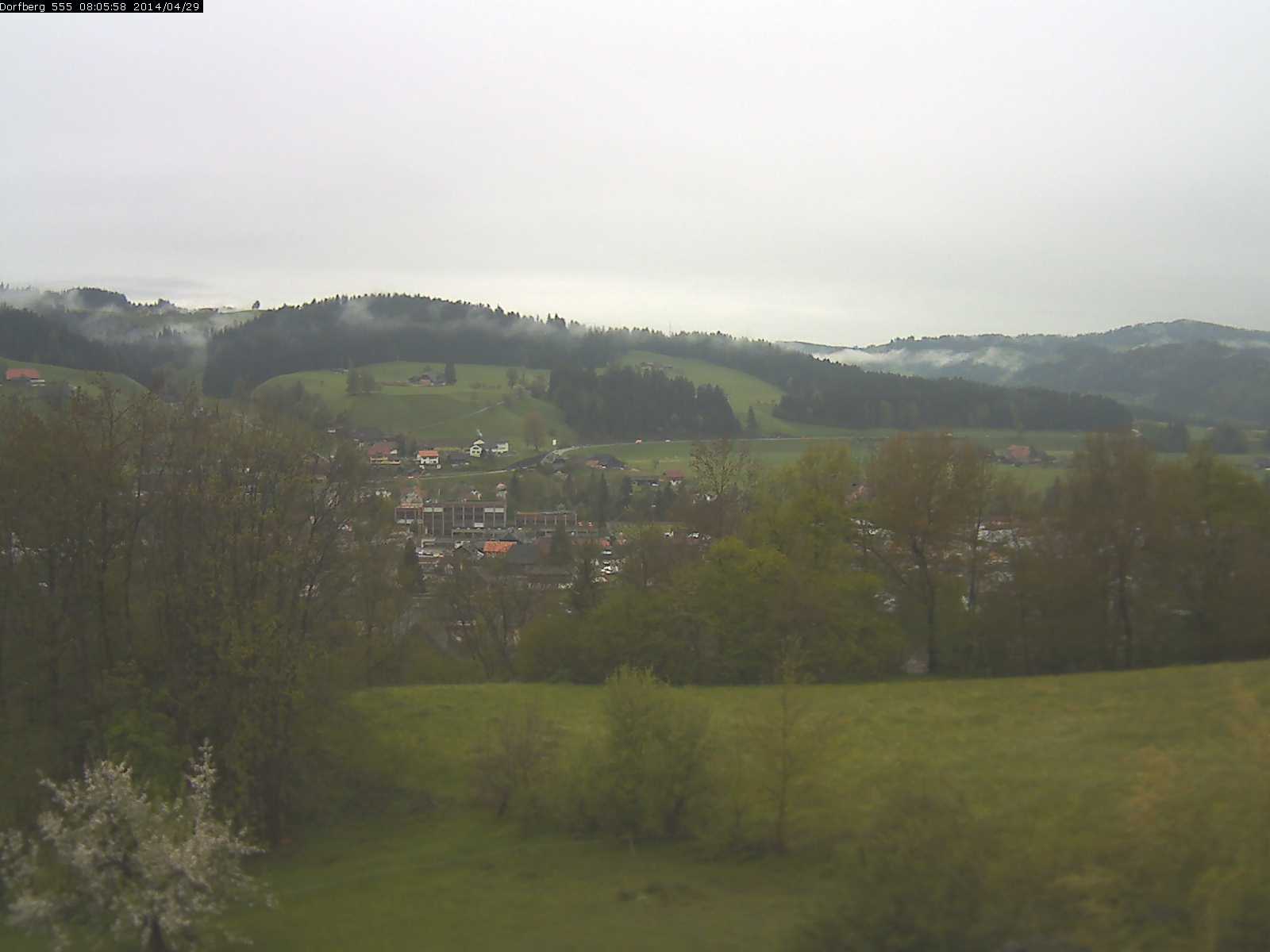 Webcam-Bild: Aussicht vom Dorfberg in Langnau 20140429-080600
