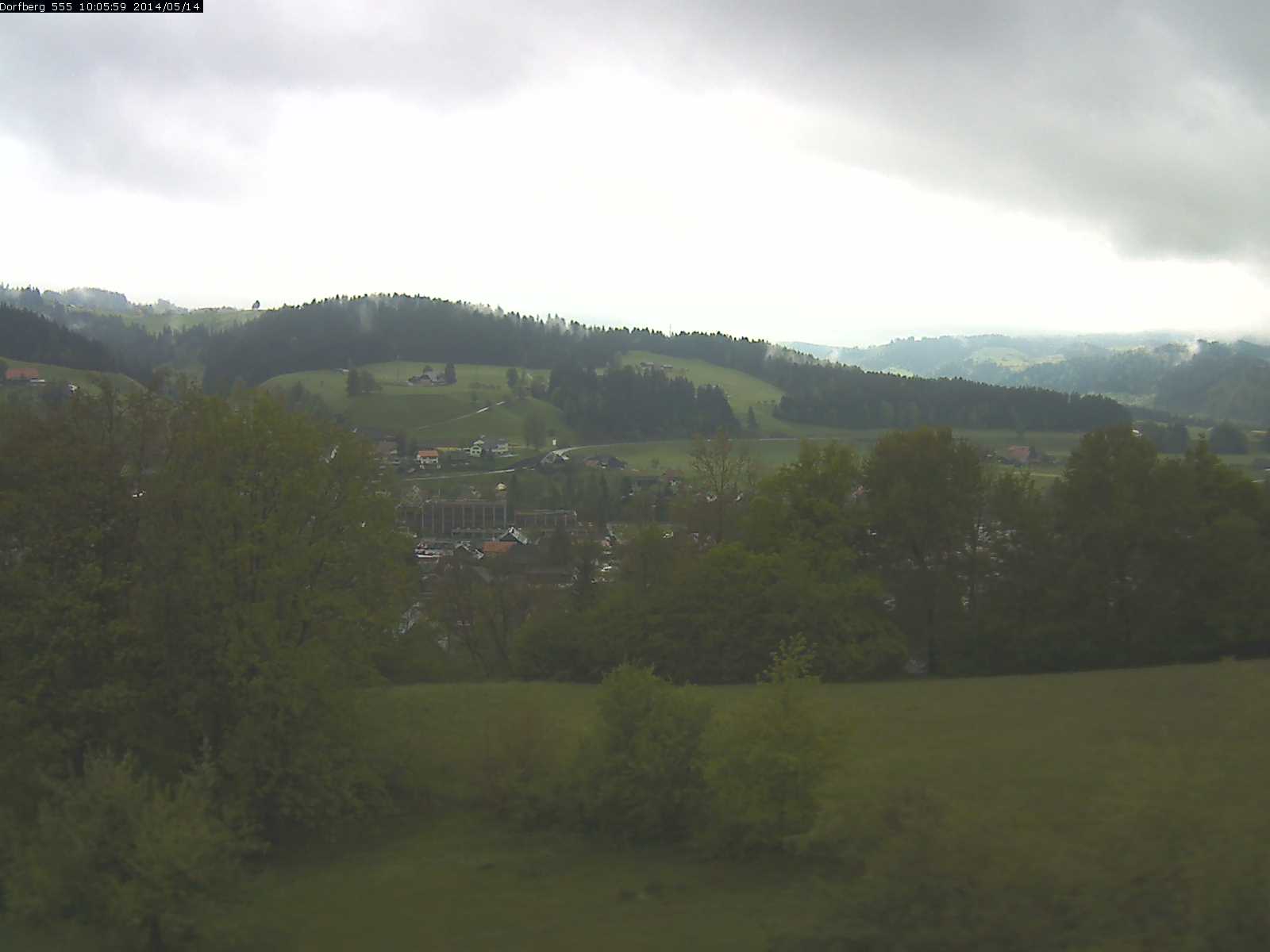 Webcam-Bild: Aussicht vom Dorfberg in Langnau 20140514-100600