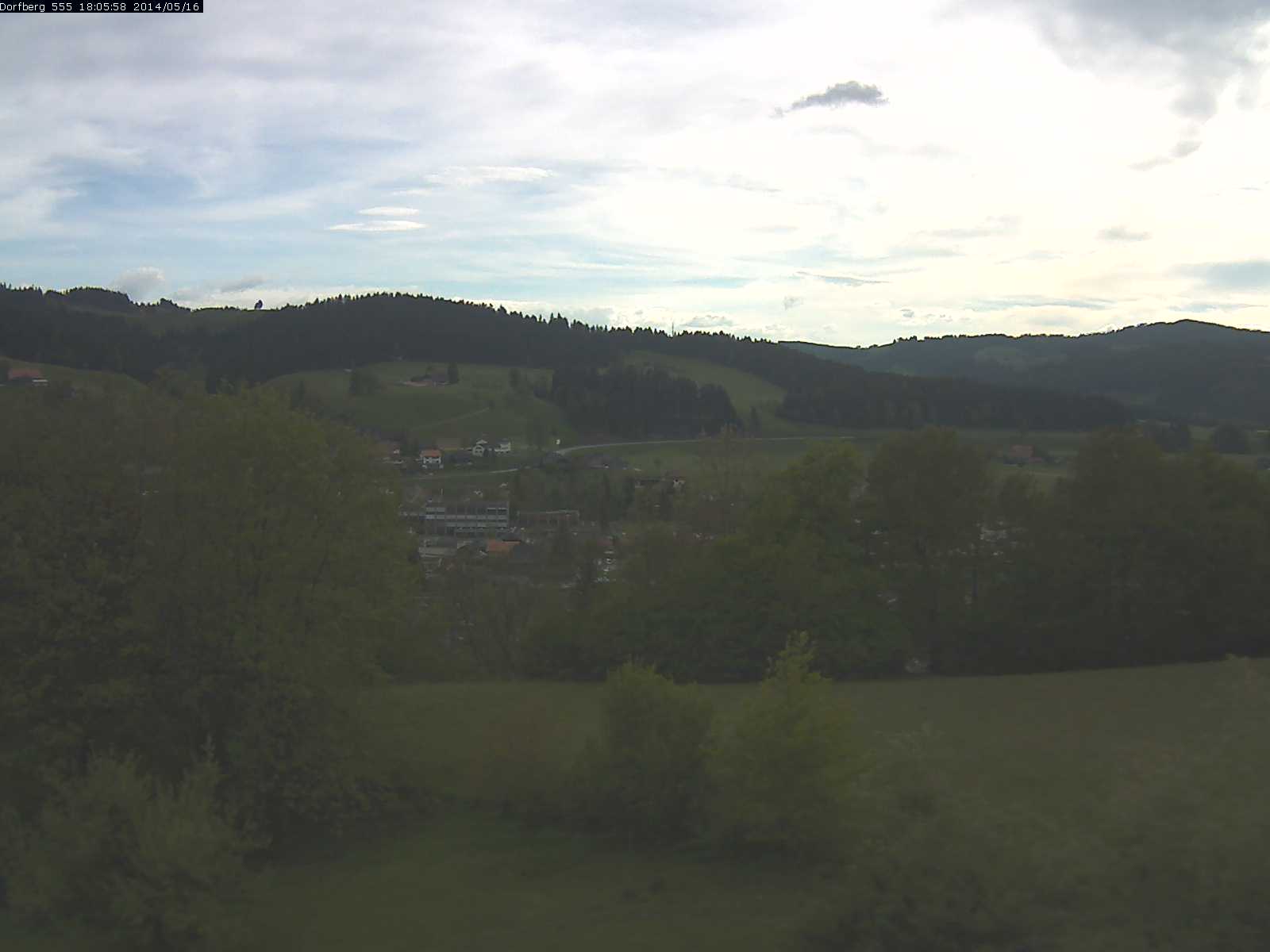 Webcam-Bild: Aussicht vom Dorfberg in Langnau 20140516-180600