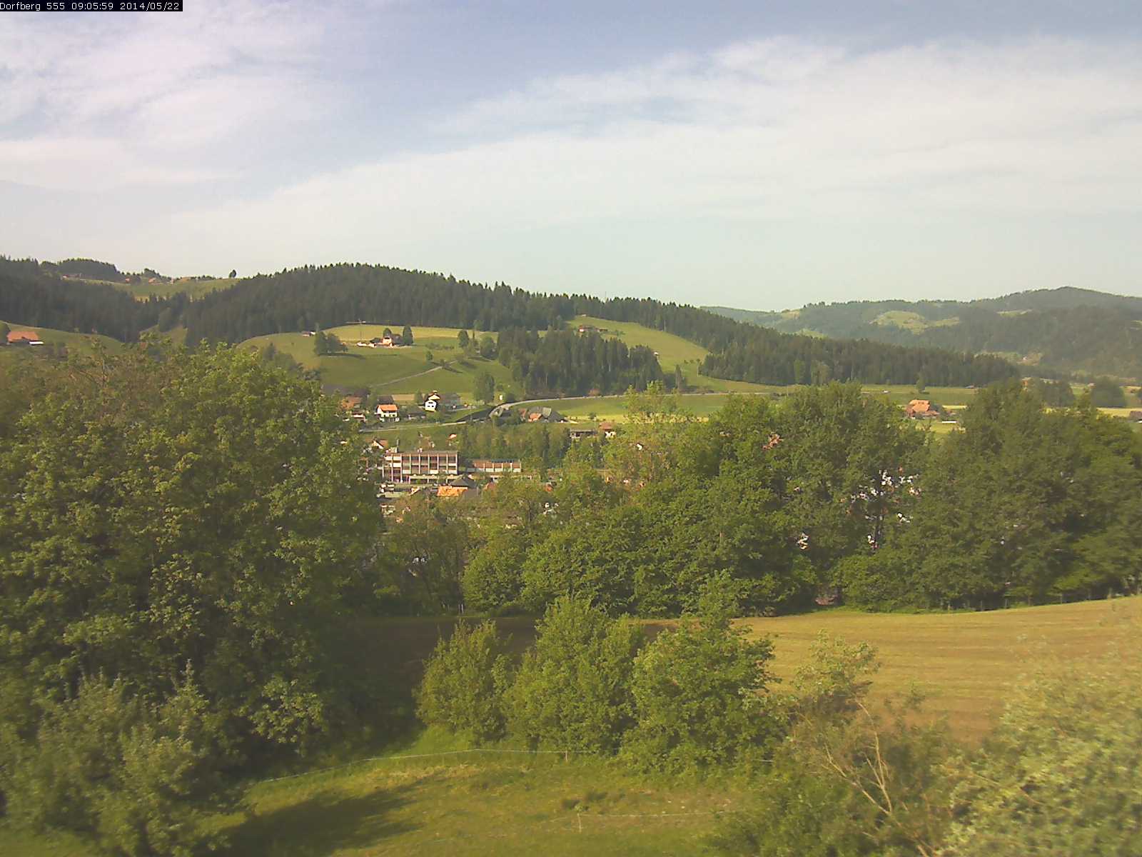 Webcam-Bild: Aussicht vom Dorfberg in Langnau 20140522-090600