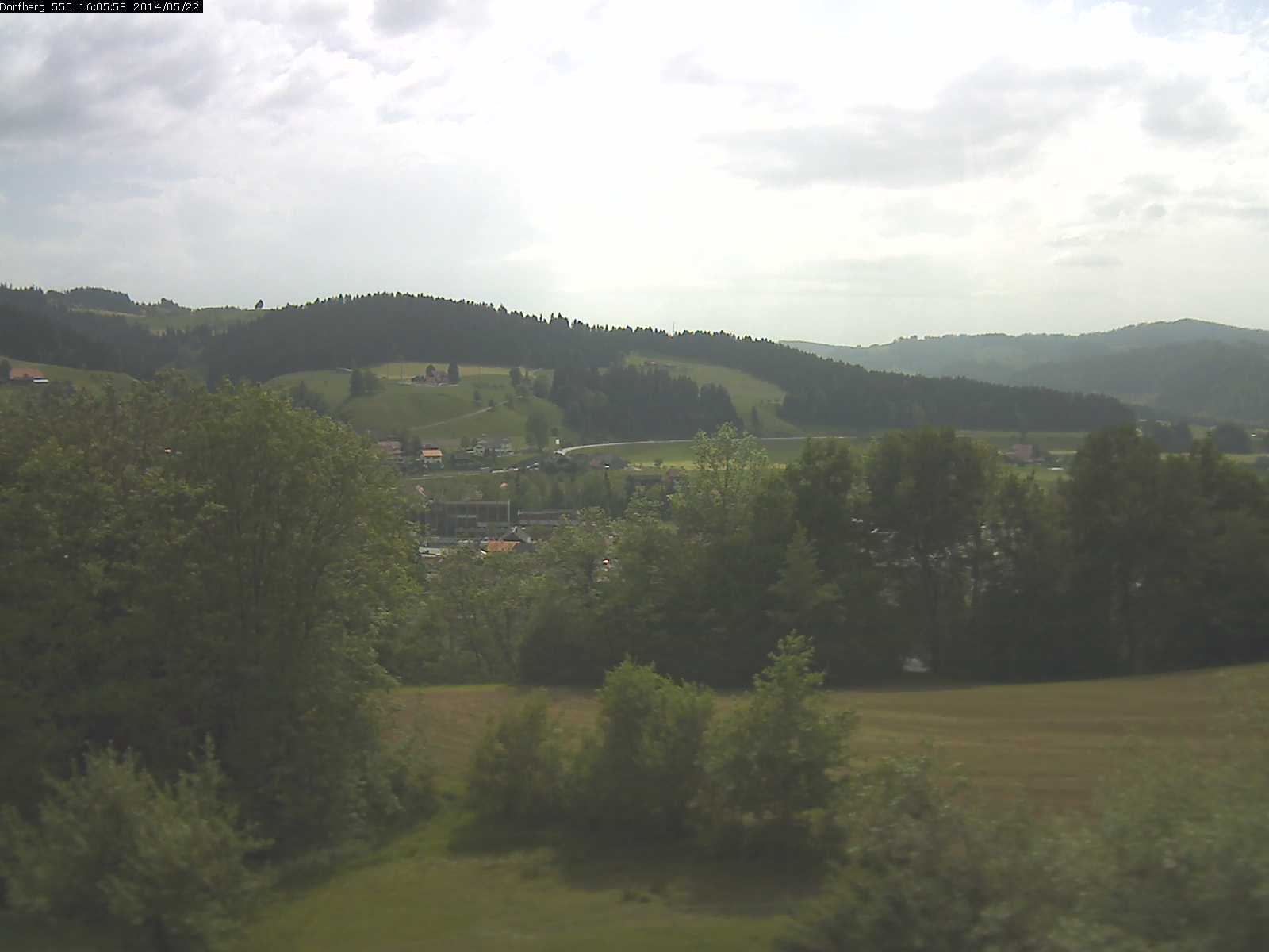 Webcam-Bild: Aussicht vom Dorfberg in Langnau 20140522-160600