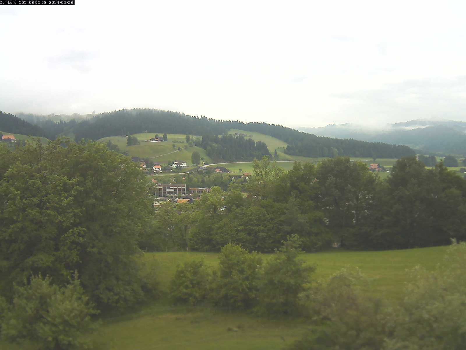 Webcam-Bild: Aussicht vom Dorfberg in Langnau 20140528-080600