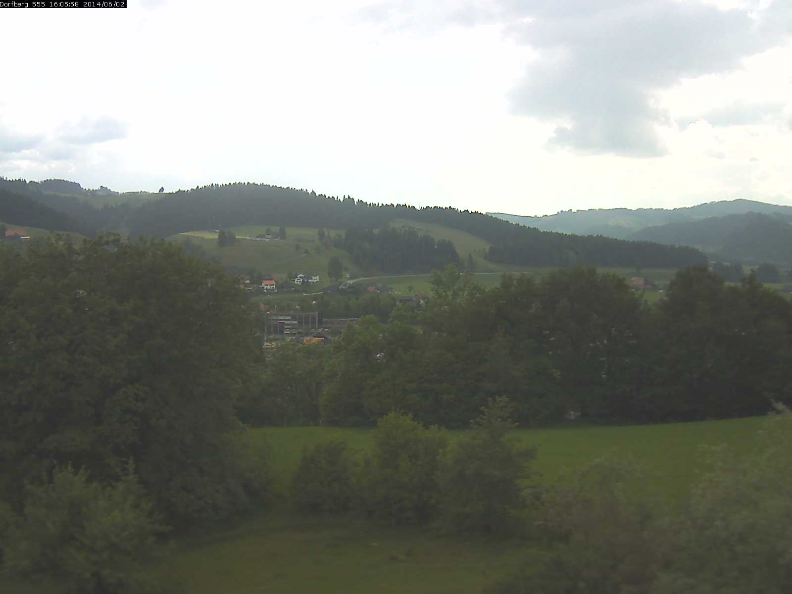 Webcam-Bild: Aussicht vom Dorfberg in Langnau 20140602-160600