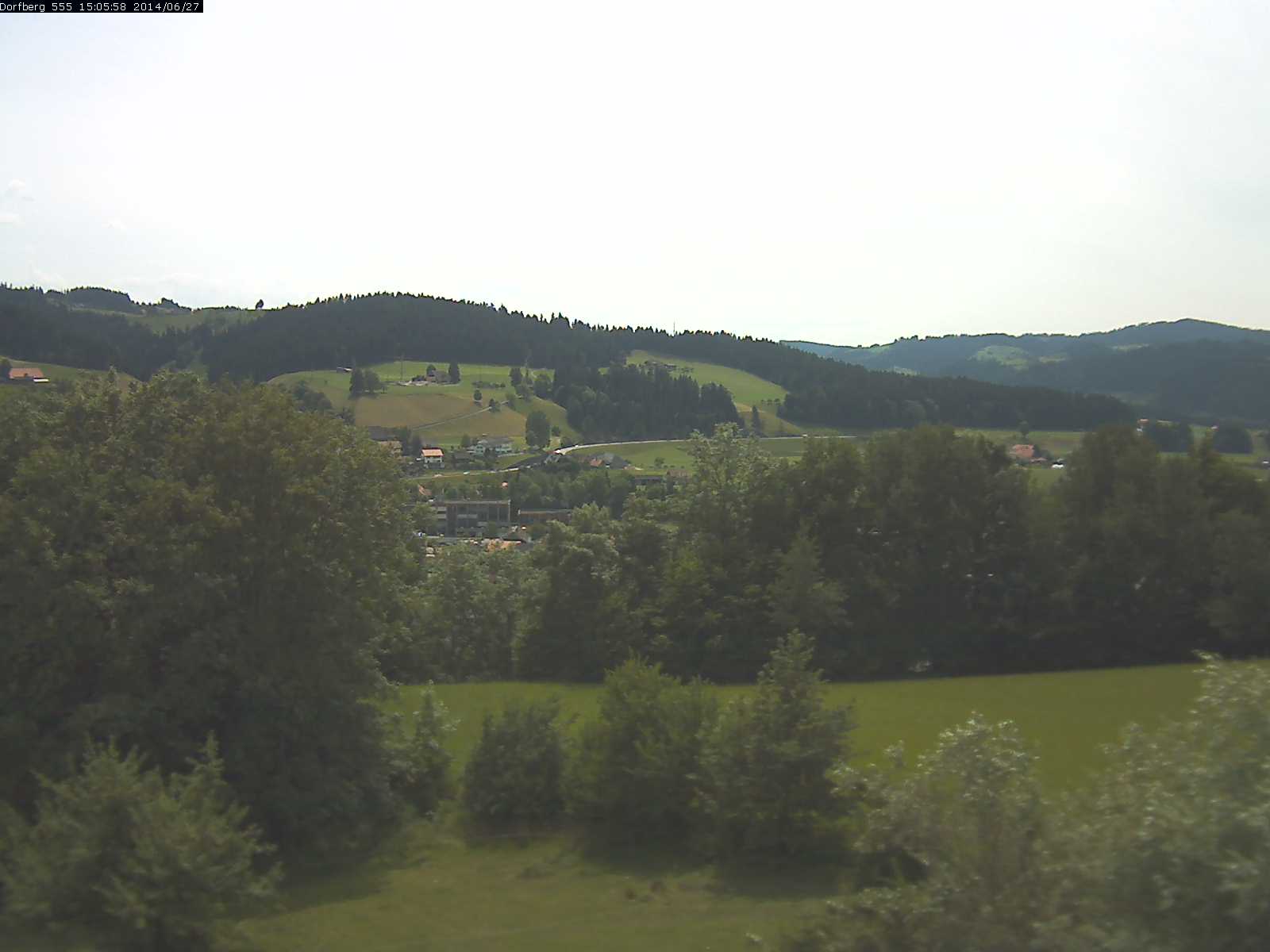 Webcam-Bild: Aussicht vom Dorfberg in Langnau 20140627-150600