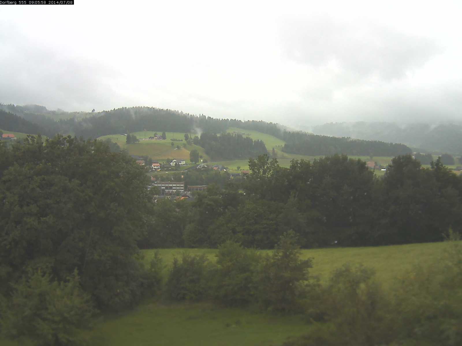 Webcam-Bild: Aussicht vom Dorfberg in Langnau 20140708-090600