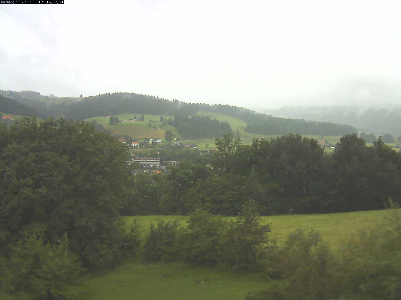 Webcam-Bild: Aussicht vom Dorfberg in Langnau 20140708-110600