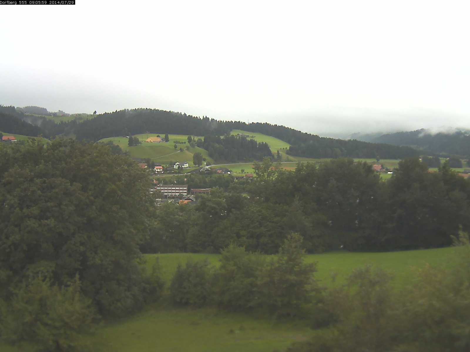 Webcam-Bild: Aussicht vom Dorfberg in Langnau 20140729-090600
