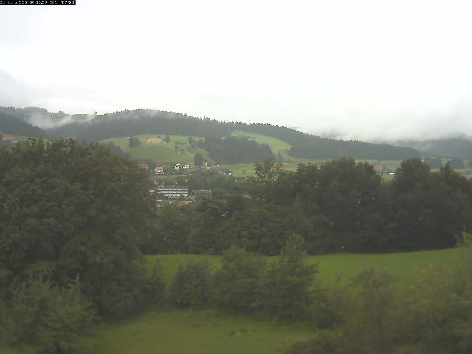 Webcam-Bild: Aussicht vom Dorfberg in Langnau 20140730-090600