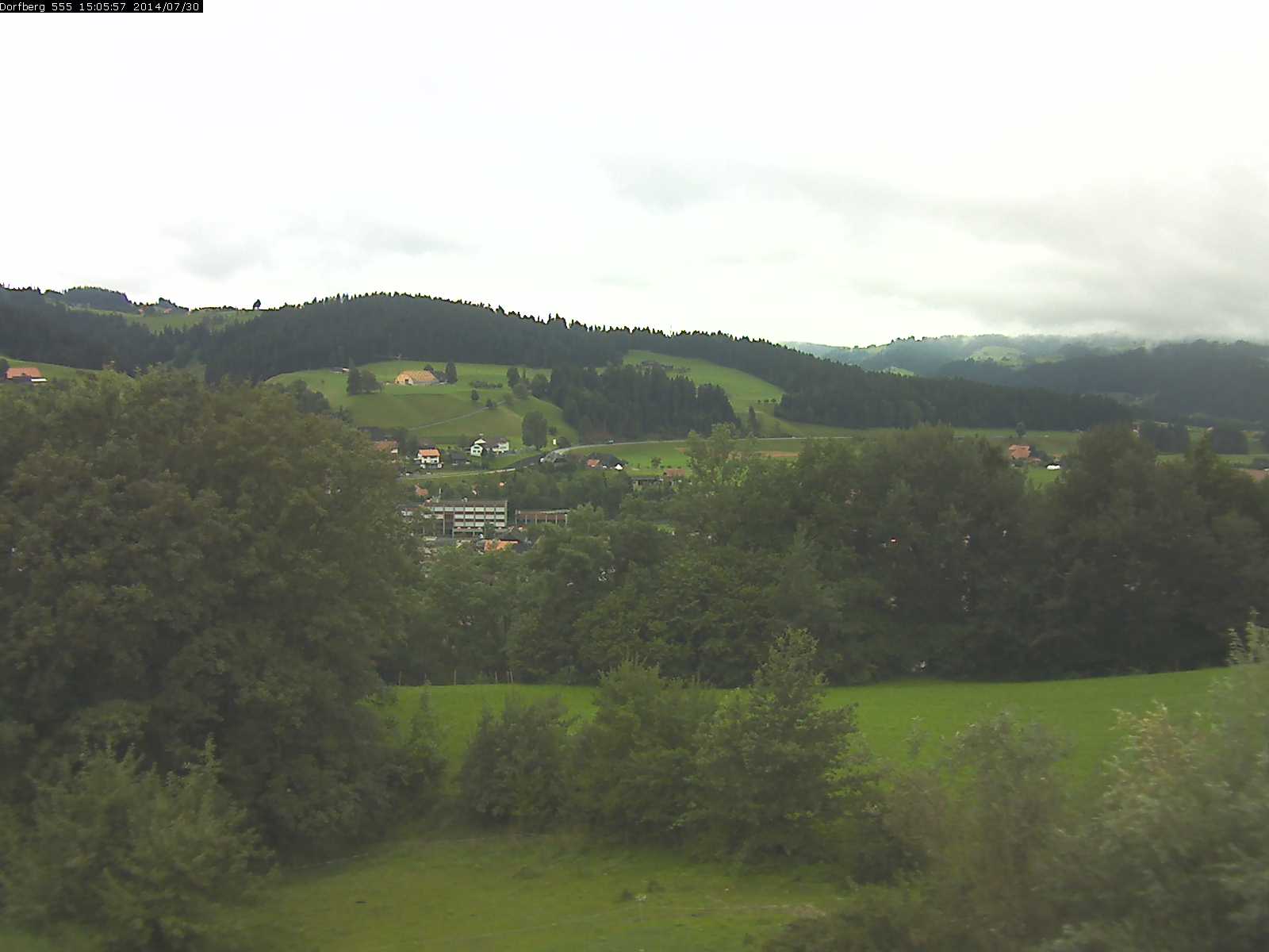 Webcam-Bild: Aussicht vom Dorfberg in Langnau 20140730-150600
