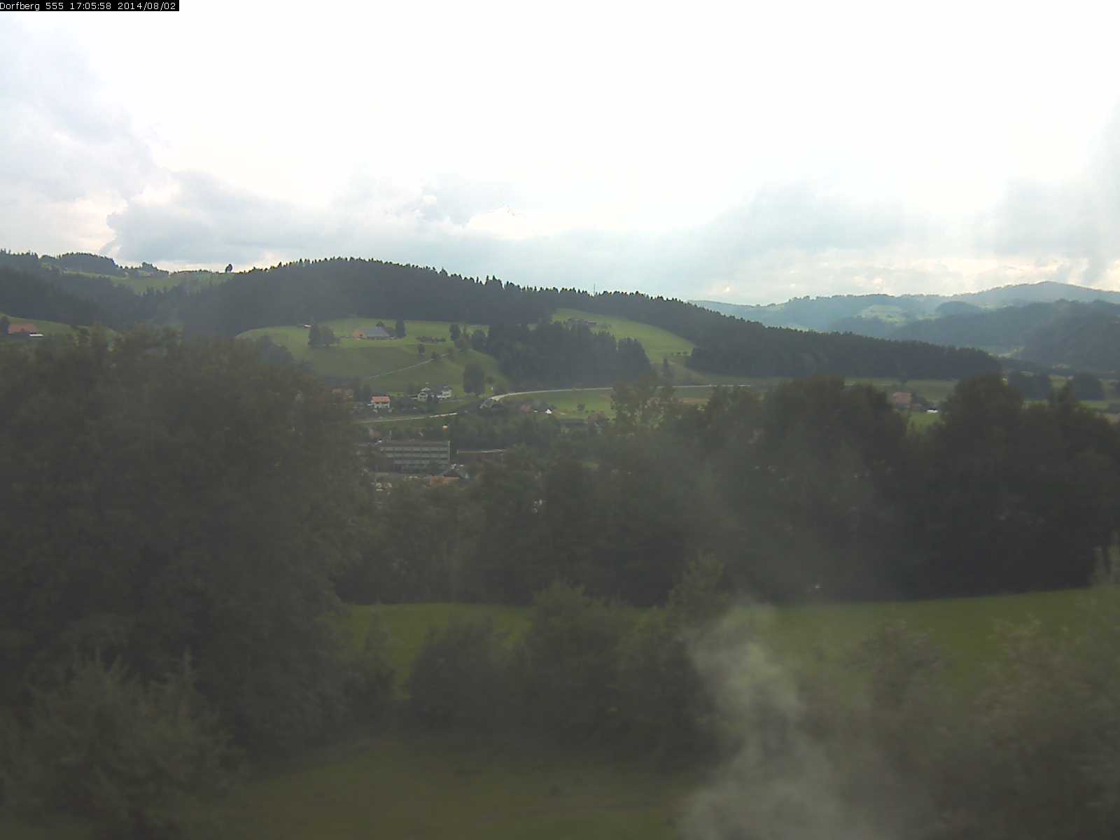Webcam-Bild: Aussicht vom Dorfberg in Langnau 20140802-170600