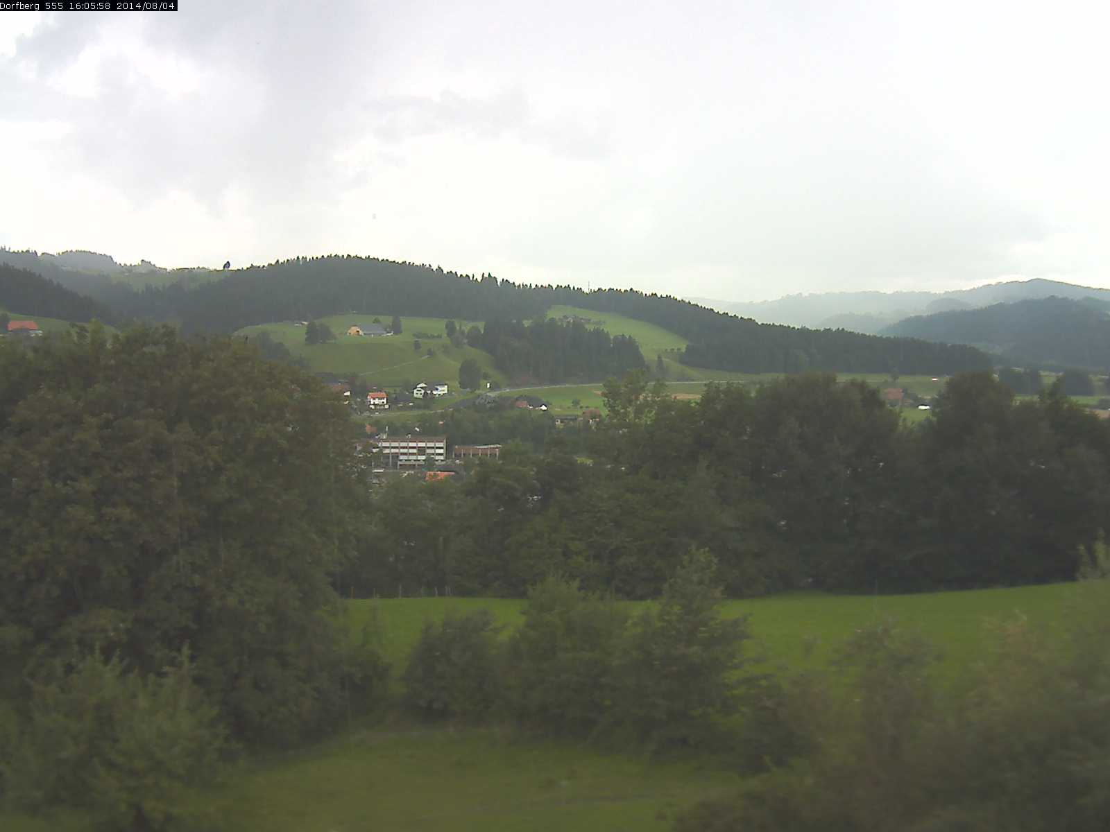 Webcam-Bild: Aussicht vom Dorfberg in Langnau 20140804-160600