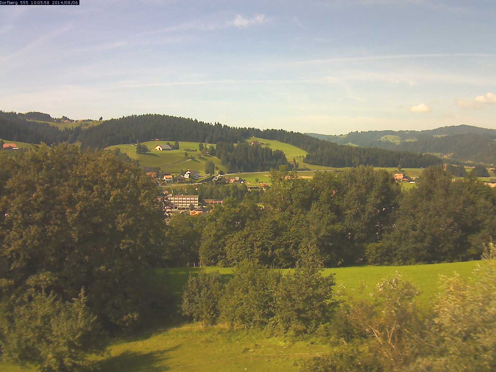 Webcam-Bild: Aussicht vom Dorfberg in Langnau 20140806-100600
