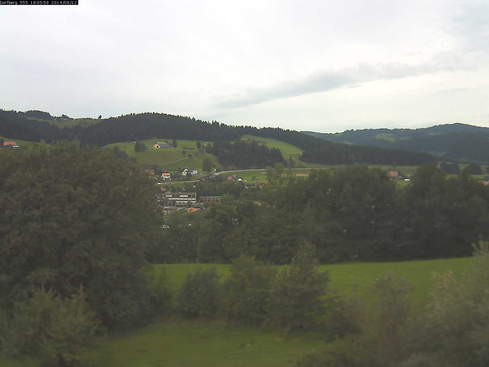 Webcam-Bild: Aussicht vom Dorfberg in Langnau 20140812-180600