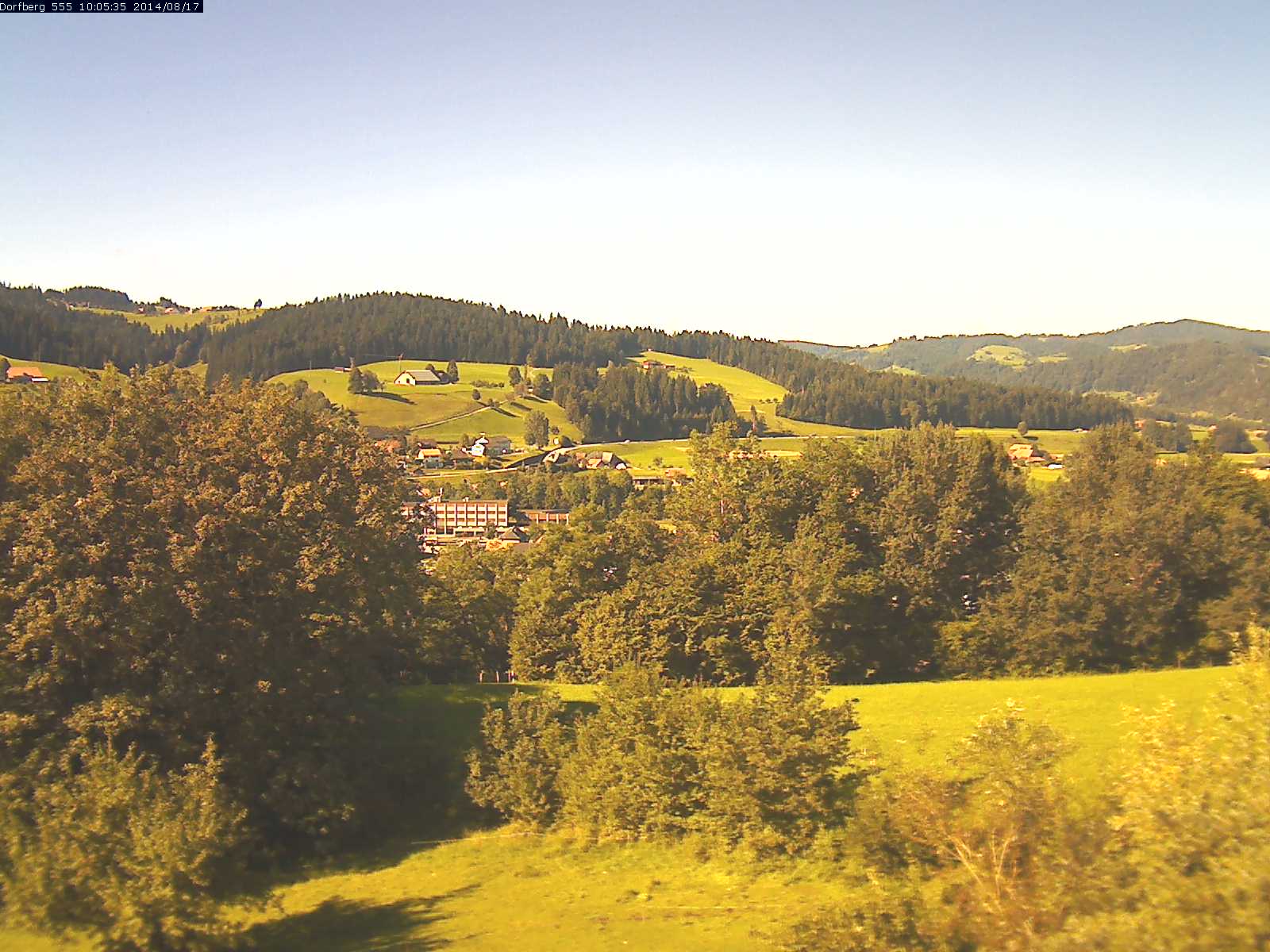 Webcam-Bild: Aussicht vom Dorfberg in Langnau 20140817-100600