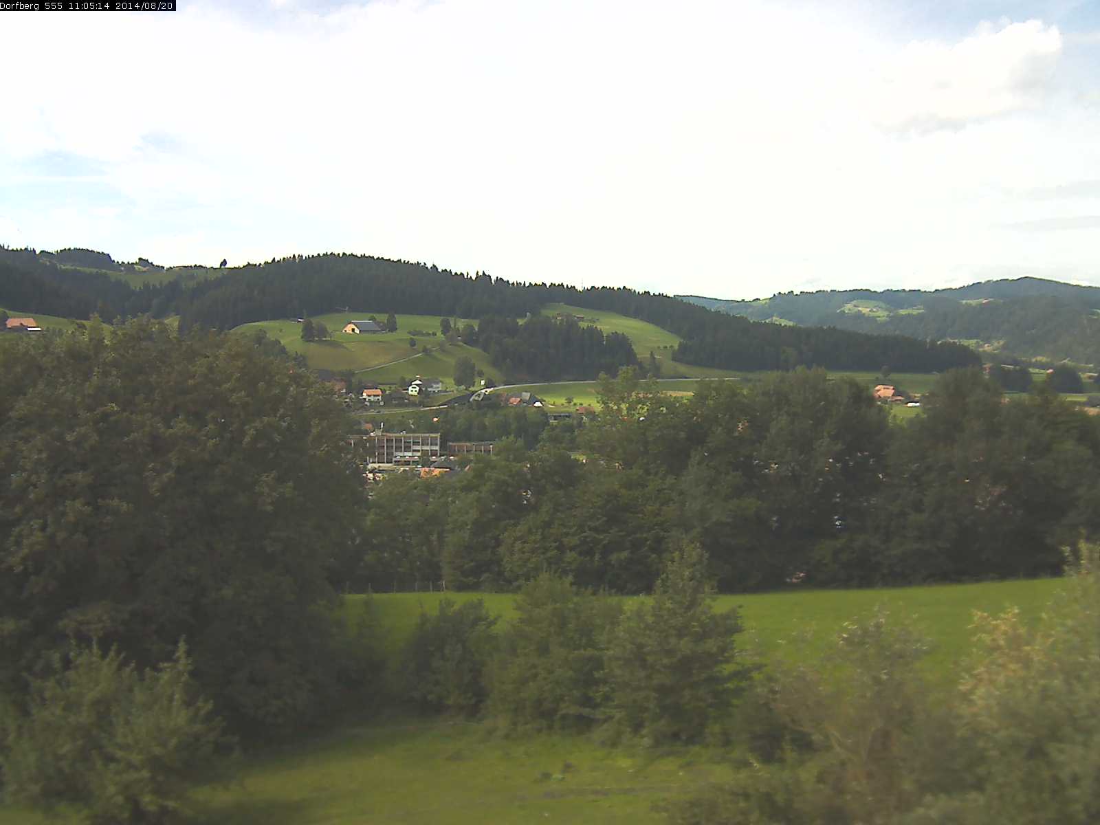 Webcam-Bild: Aussicht vom Dorfberg in Langnau 20140820-110600