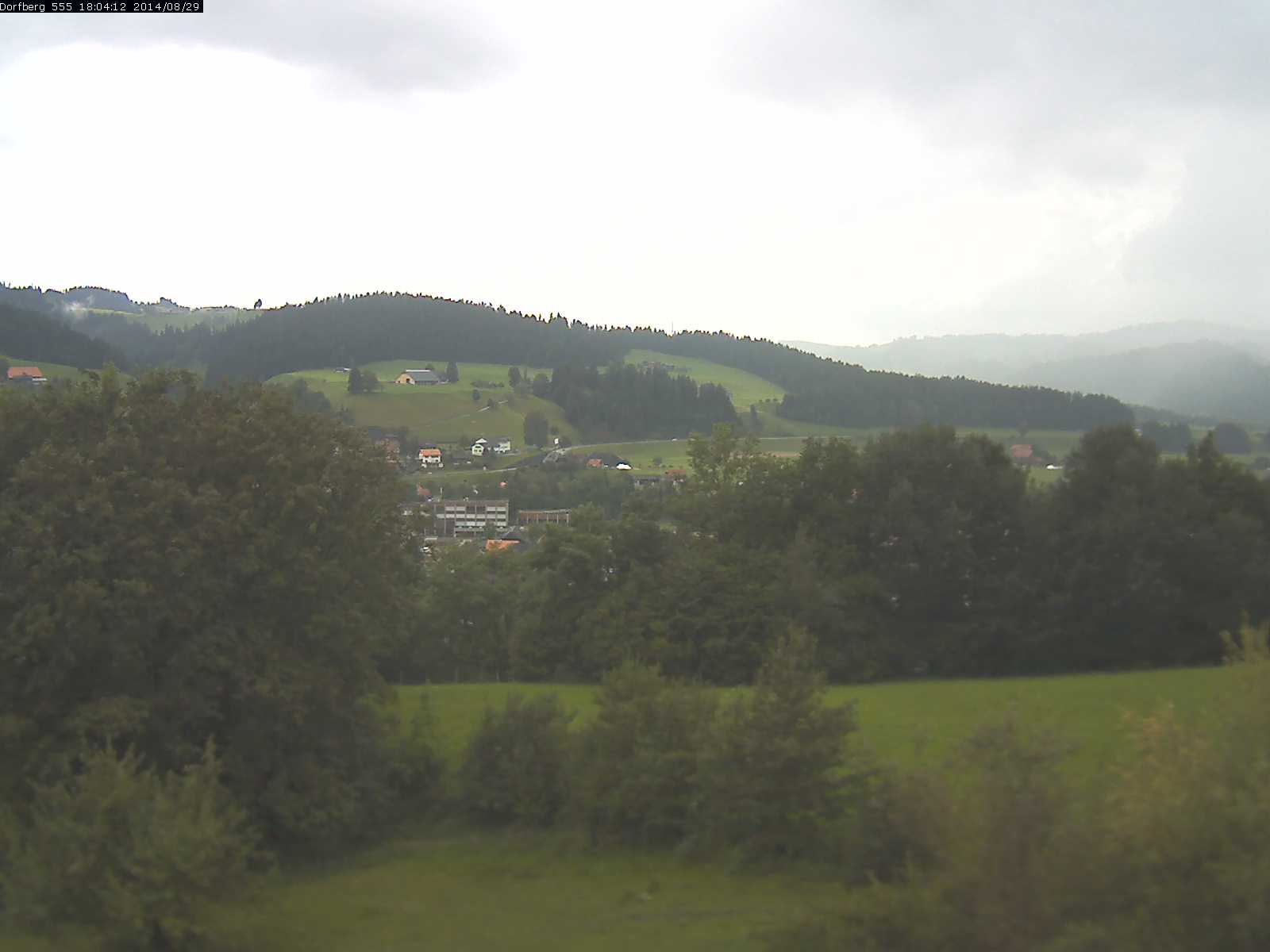 Webcam-Bild: Aussicht vom Dorfberg in Langnau 20140829-180600
