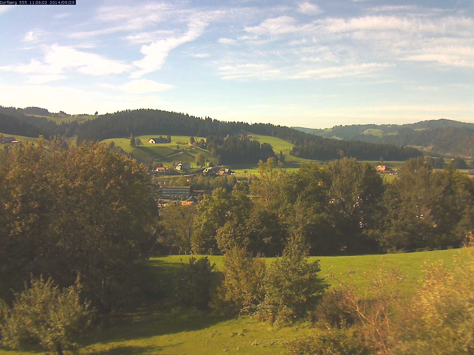 Webcam-Bild: Aussicht vom Dorfberg in Langnau 20140929-110601