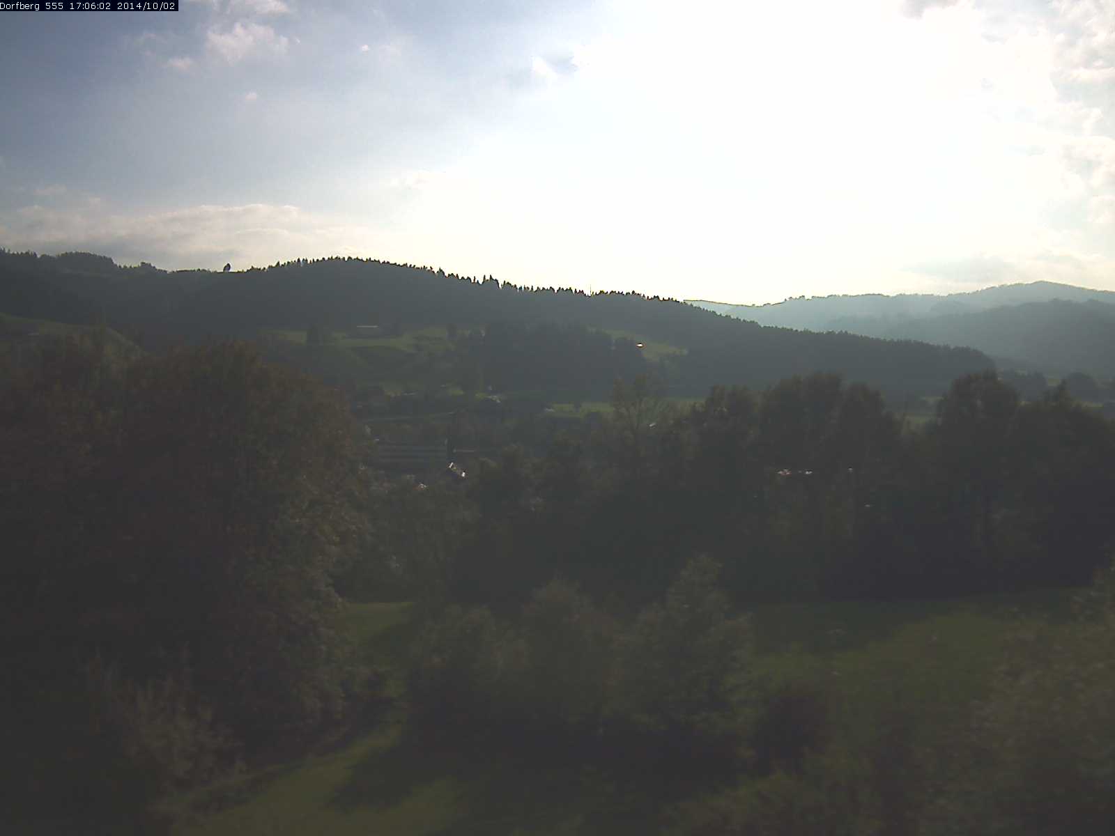 Webcam-Bild: Aussicht vom Dorfberg in Langnau 20141002-170601