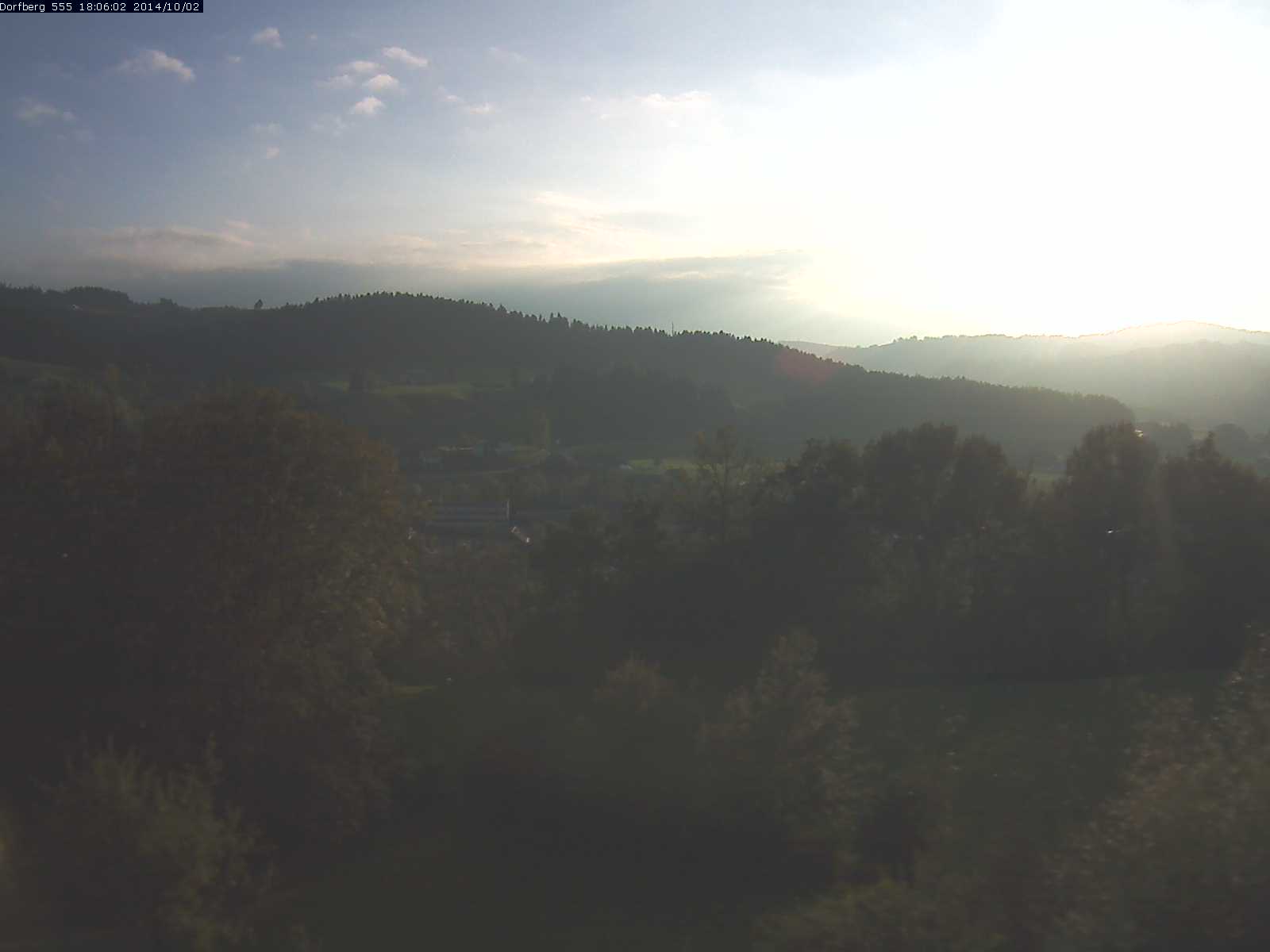 Webcam-Bild: Aussicht vom Dorfberg in Langnau 20141002-180601