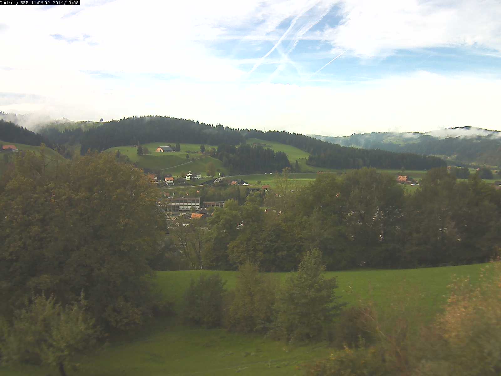 Webcam-Bild: Aussicht vom Dorfberg in Langnau 20141008-110601