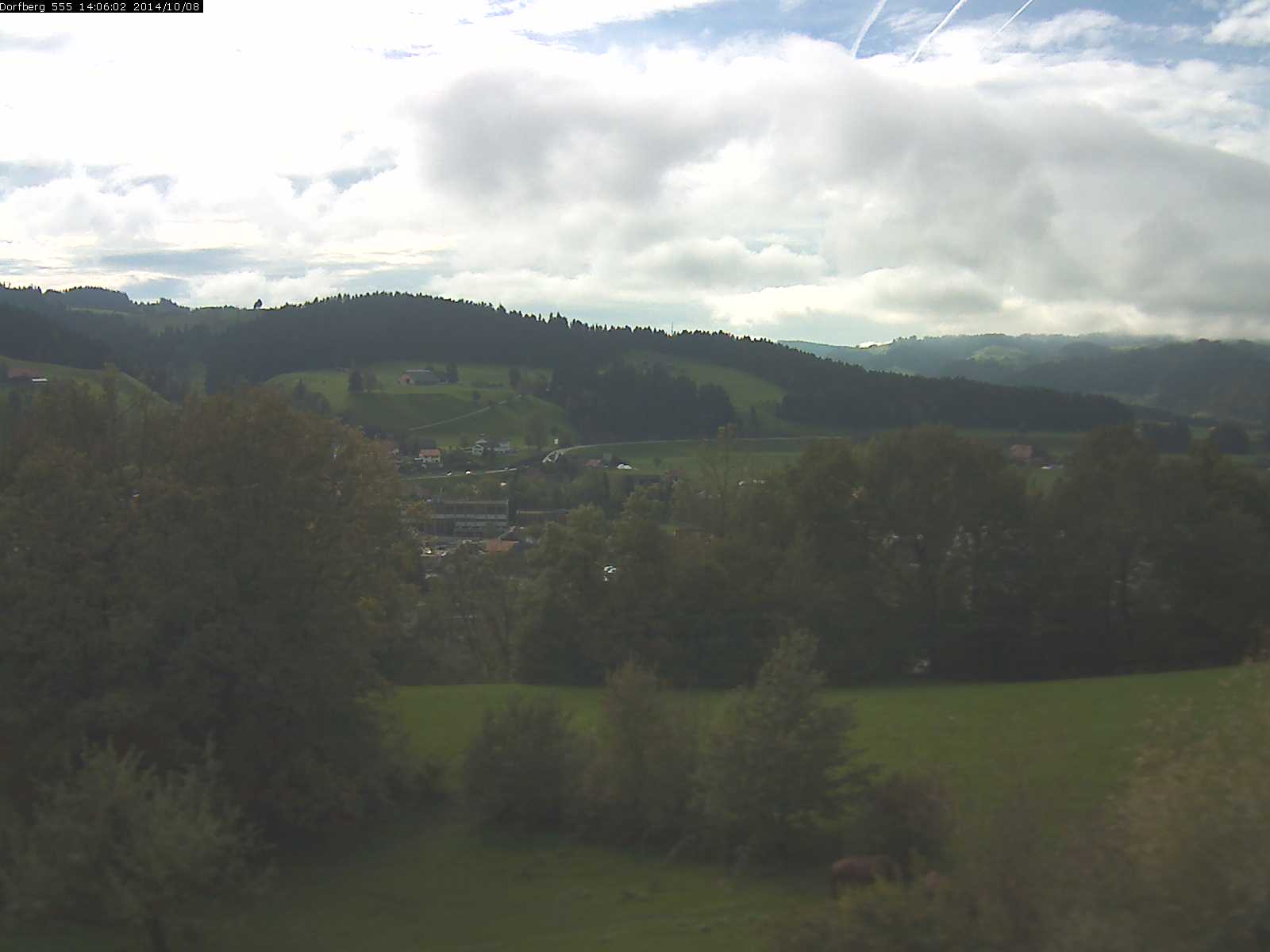 Webcam-Bild: Aussicht vom Dorfberg in Langnau 20141008-140601