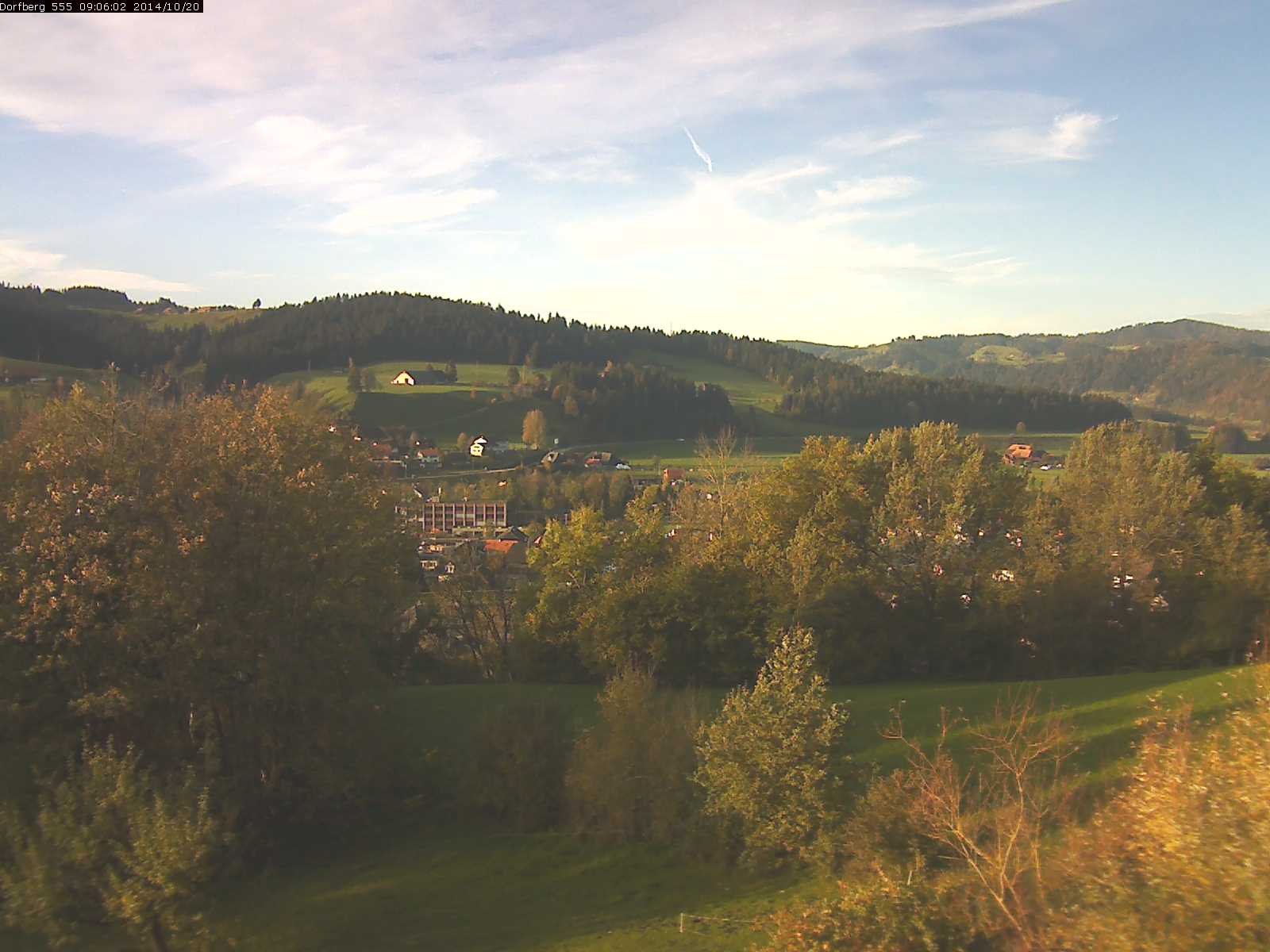 Webcam-Bild: Aussicht vom Dorfberg in Langnau 20141020-090601