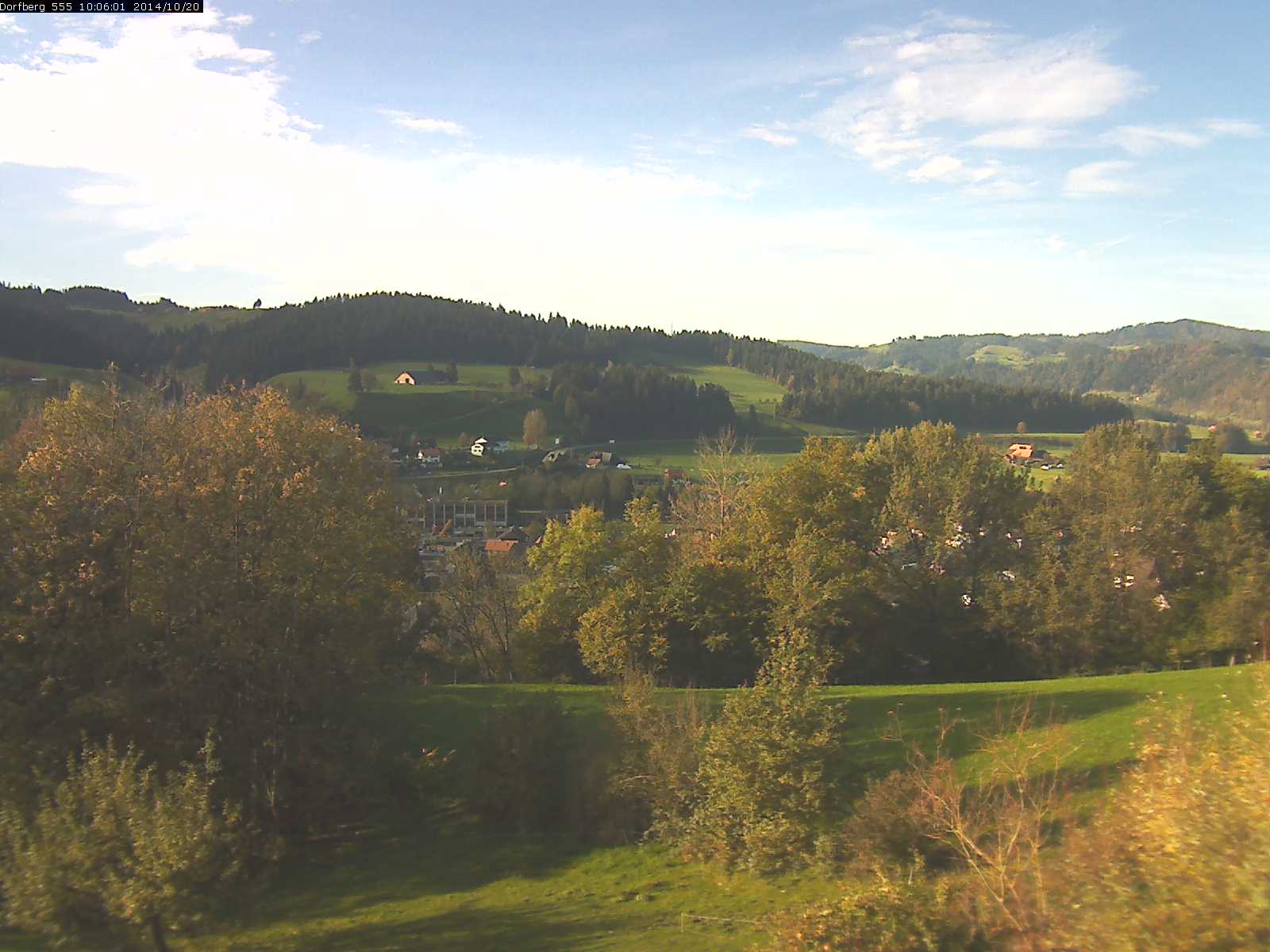 Webcam-Bild: Aussicht vom Dorfberg in Langnau 20141020-100601