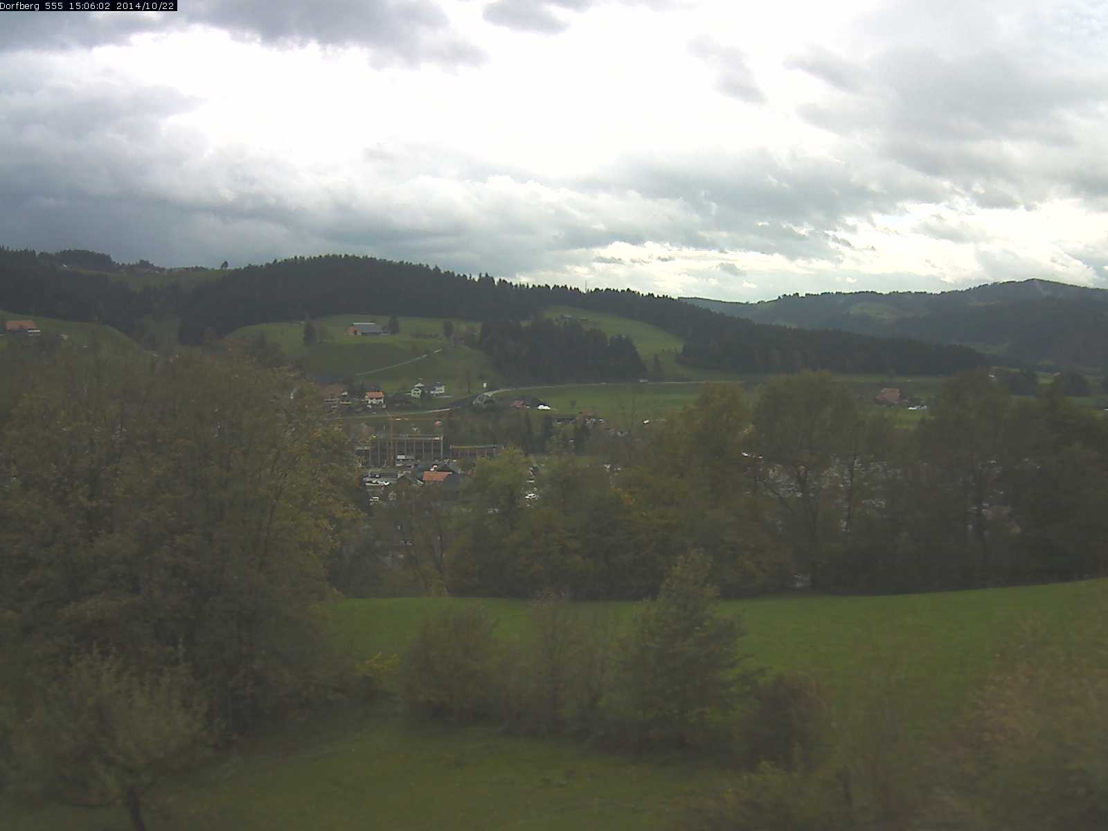 Webcam-Bild: Aussicht vom Dorfberg in Langnau 20141022-150601