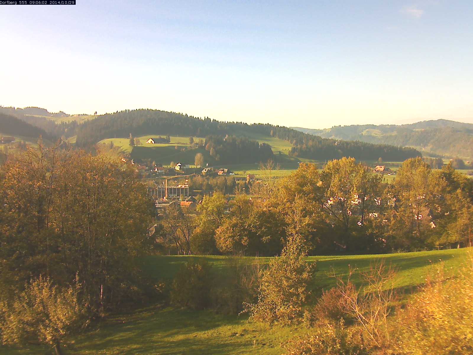 Webcam-Bild: Aussicht vom Dorfberg in Langnau 20141029-090601