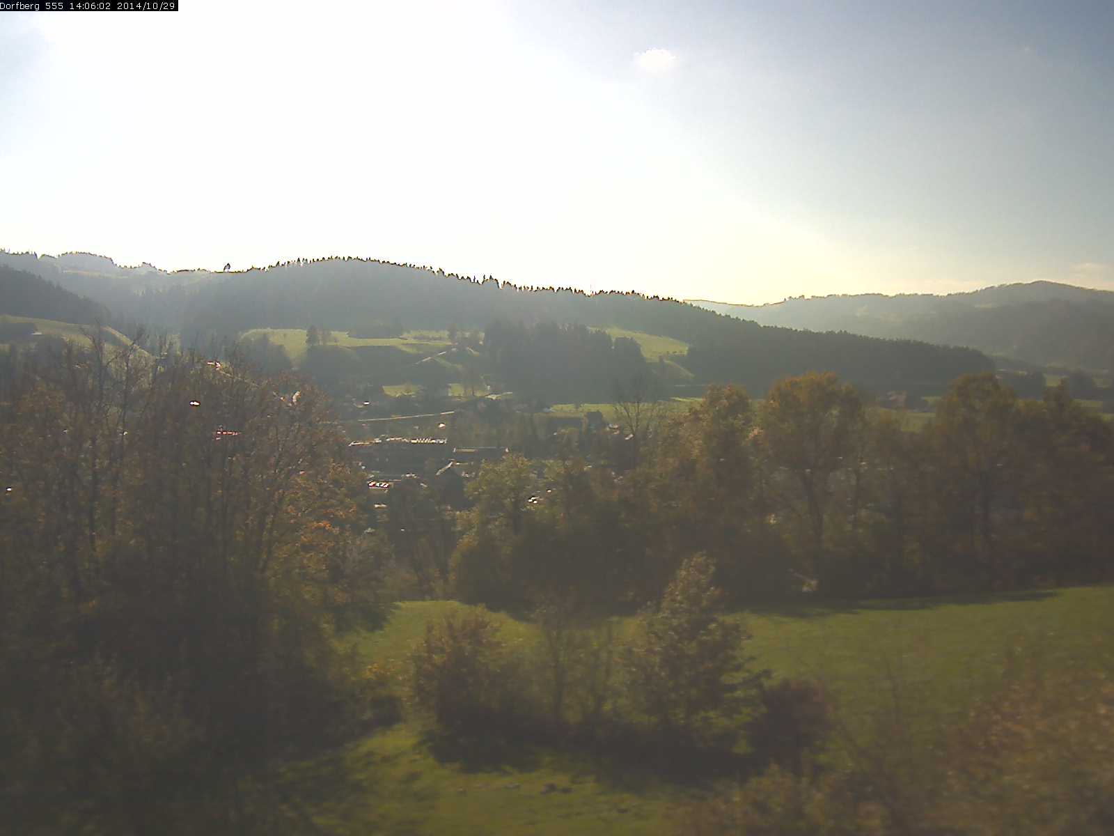 Webcam-Bild: Aussicht vom Dorfberg in Langnau 20141029-140601