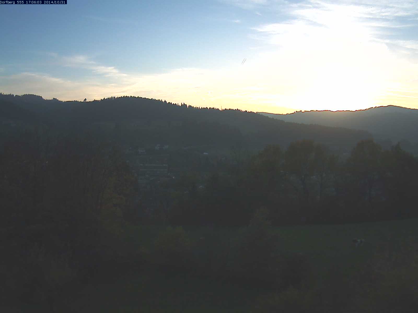 Webcam-Bild: Aussicht vom Dorfberg in Langnau 20141031-170601