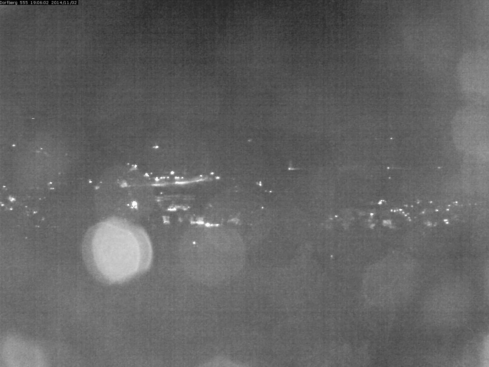 Webcam-Bild: Aussicht vom Dorfberg in Langnau 20141102-190601