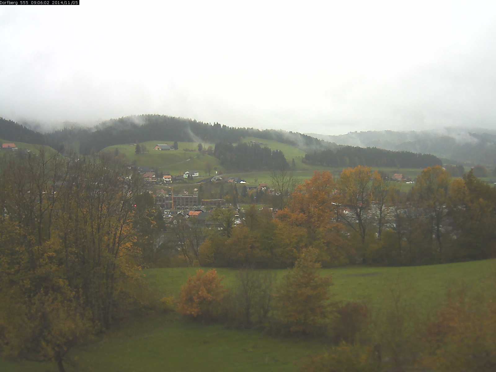 Webcam-Bild: Aussicht vom Dorfberg in Langnau 20141105-090601
