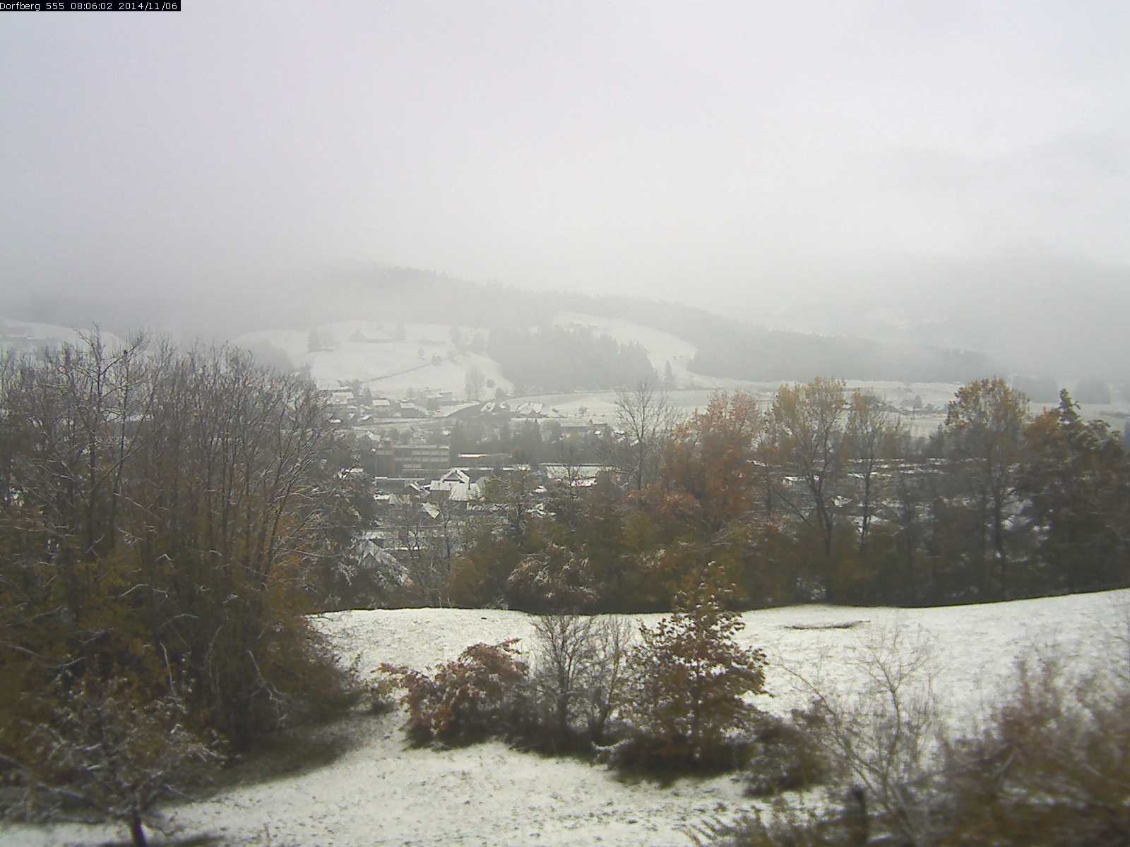 Webcam-Bild: Aussicht vom Dorfberg in Langnau 20141106-080601