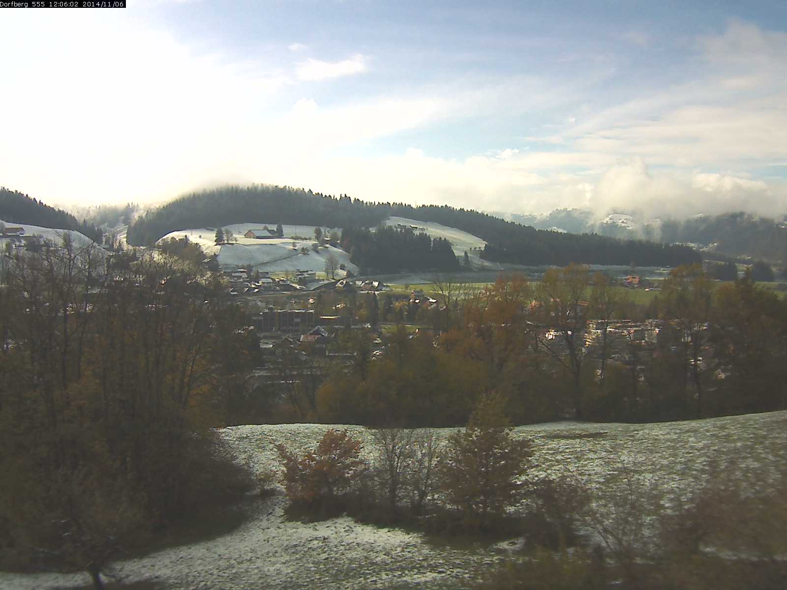Webcam-Bild: Aussicht vom Dorfberg in Langnau 20141106-120601