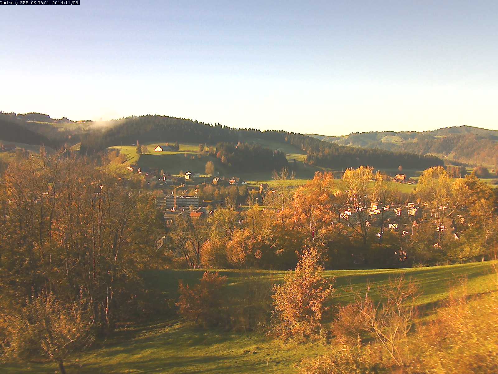 Webcam-Bild: Aussicht vom Dorfberg in Langnau 20141108-090601