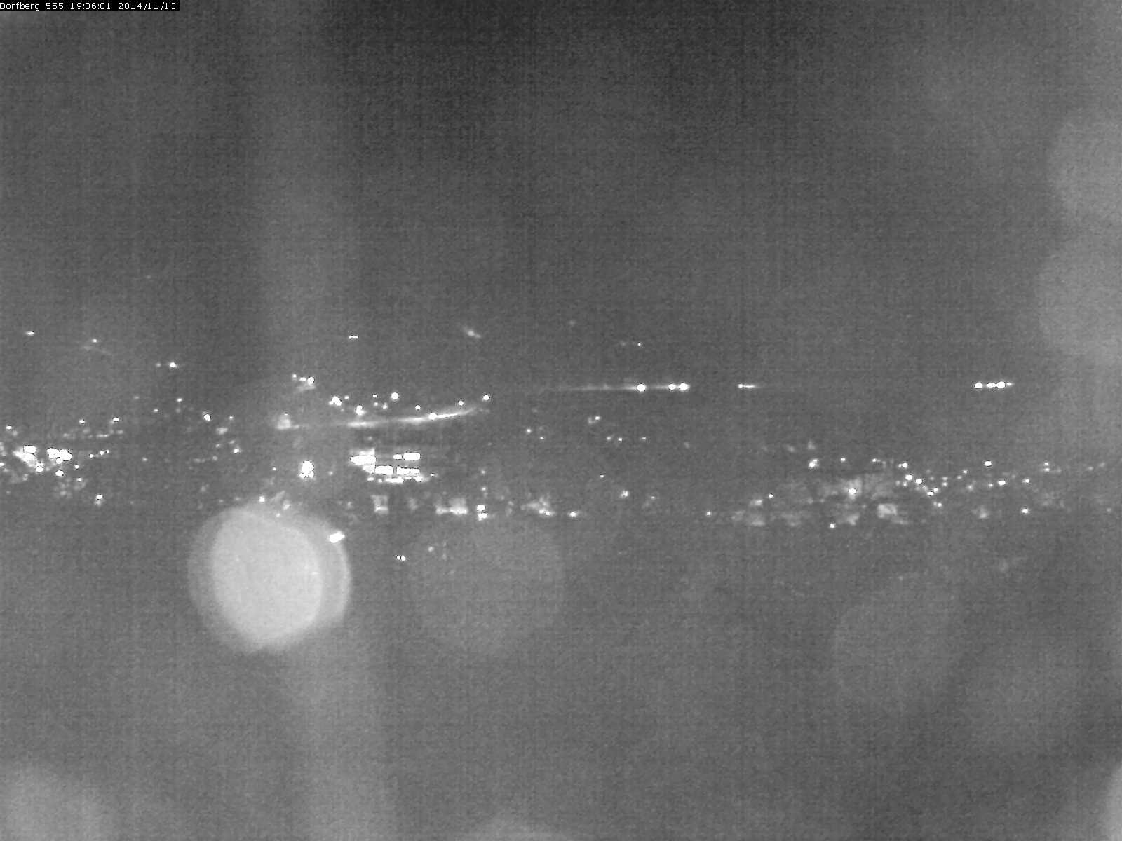 Webcam-Bild: Aussicht vom Dorfberg in Langnau 20141113-190601