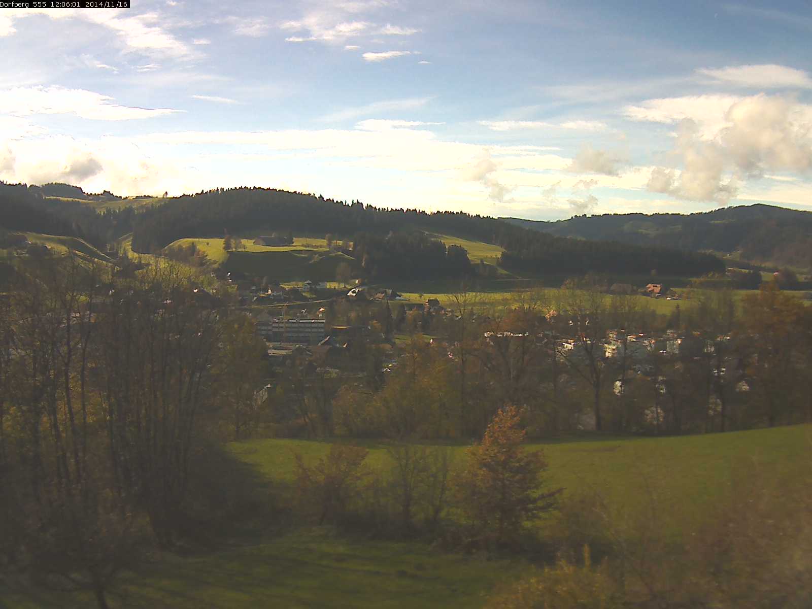 Webcam-Bild: Aussicht vom Dorfberg in Langnau 20141116-120601