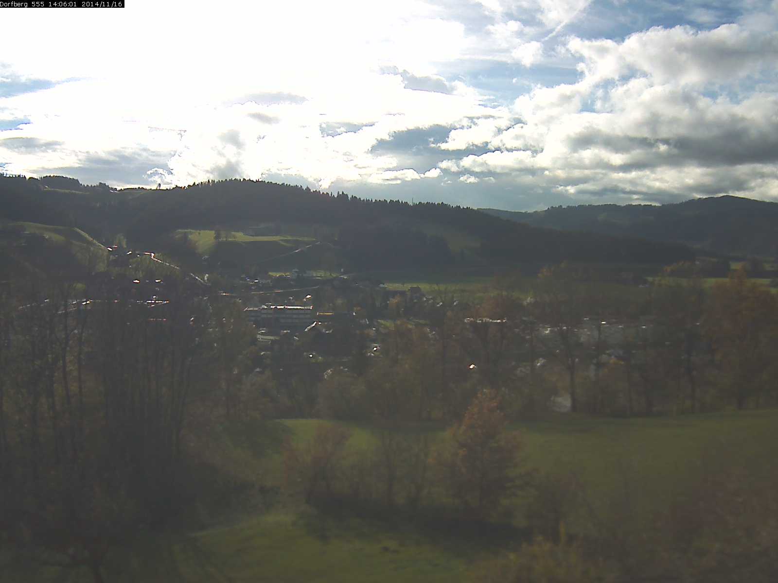 Webcam-Bild: Aussicht vom Dorfberg in Langnau 20141116-140601