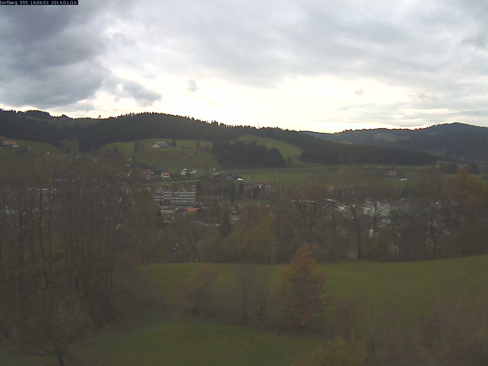 Webcam-Bild: Aussicht vom Dorfberg in Langnau 20141116-160601