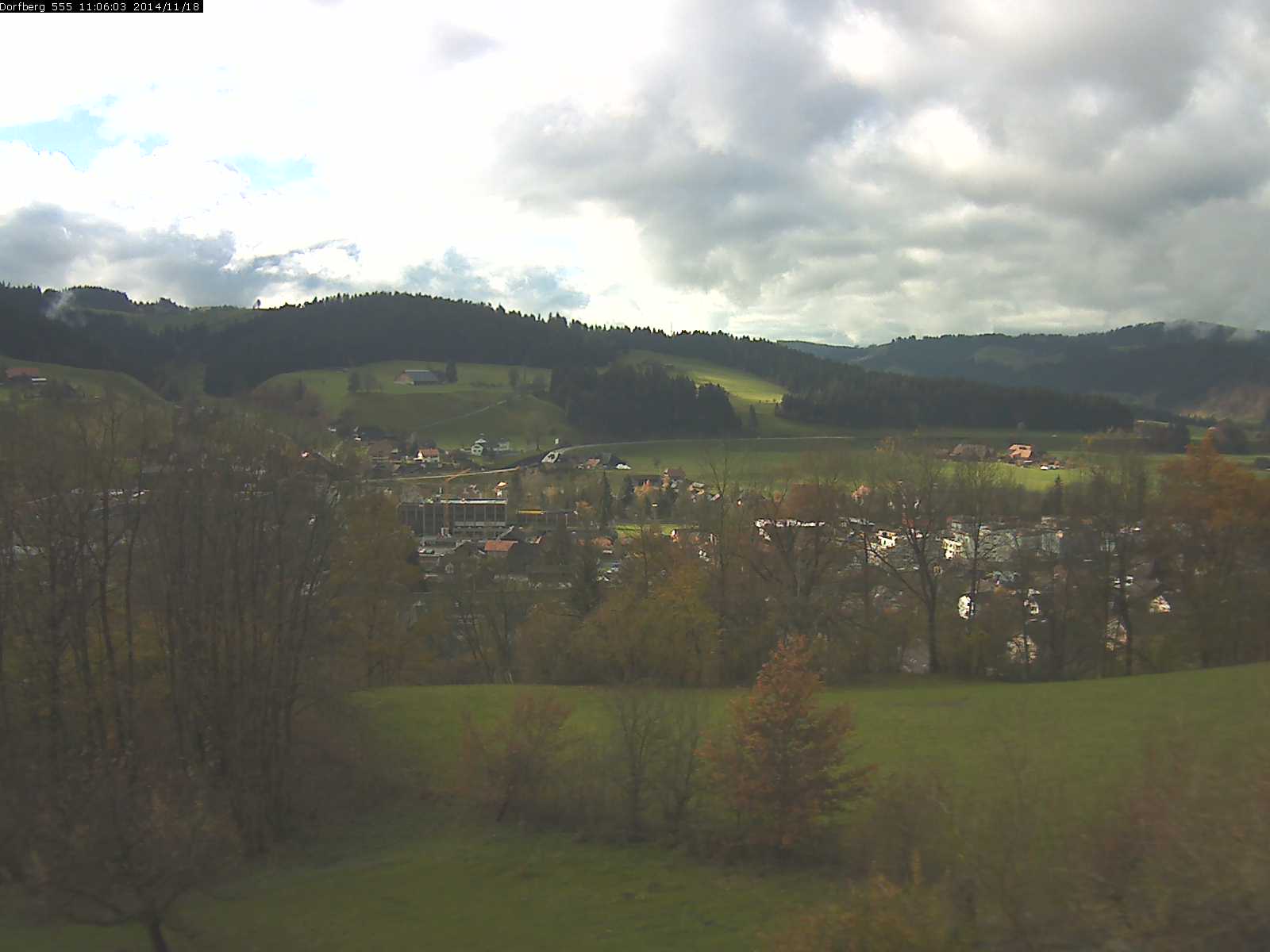 Webcam-Bild: Aussicht vom Dorfberg in Langnau 20141118-110601